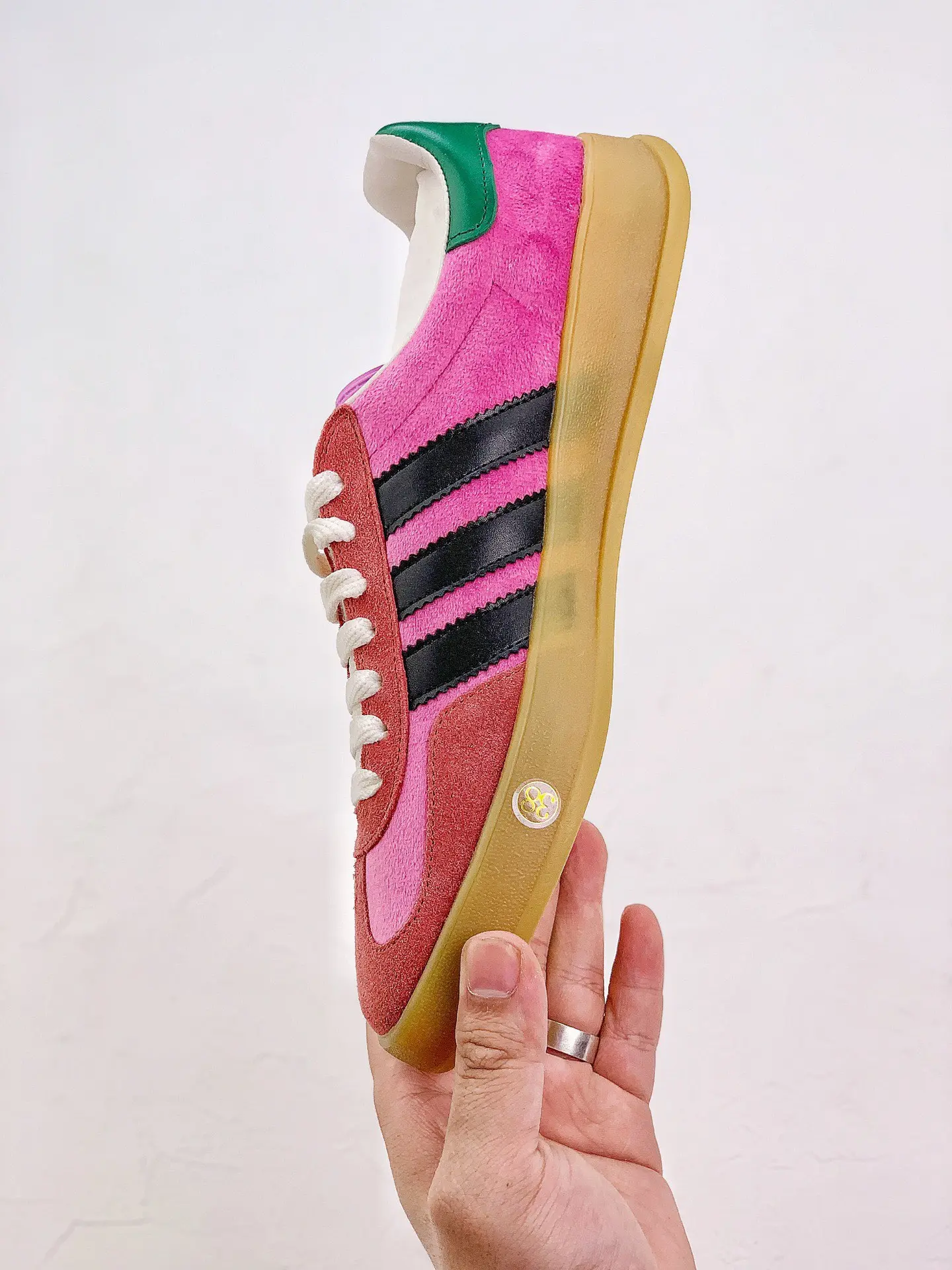 Unboxing the Luxurious Gucci x Adidas Gazelle Sneakers | YtaYta