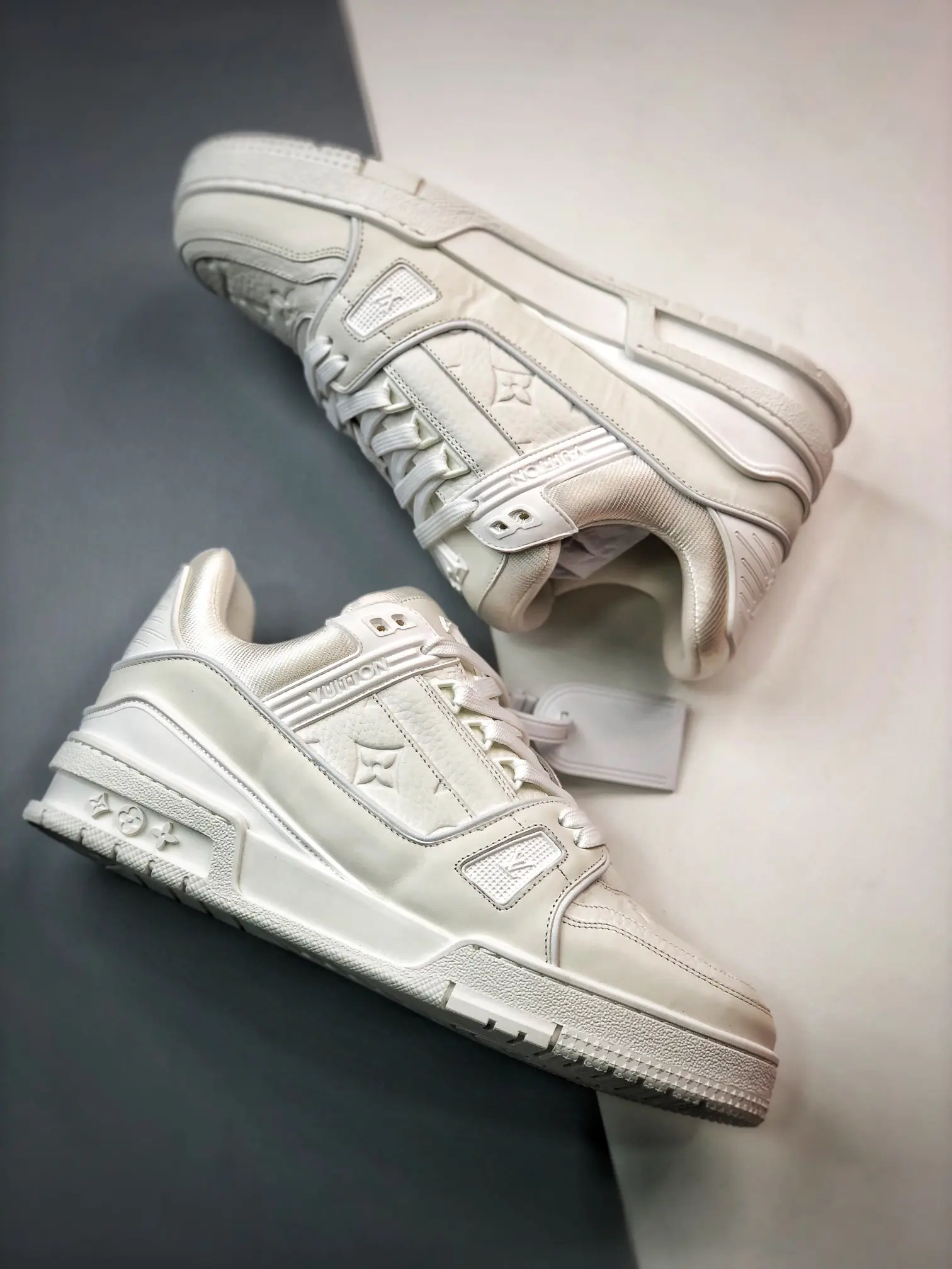 Louis Vuitton LV Trainer Sneaker White Replica: Style & Comfort | YtaYta