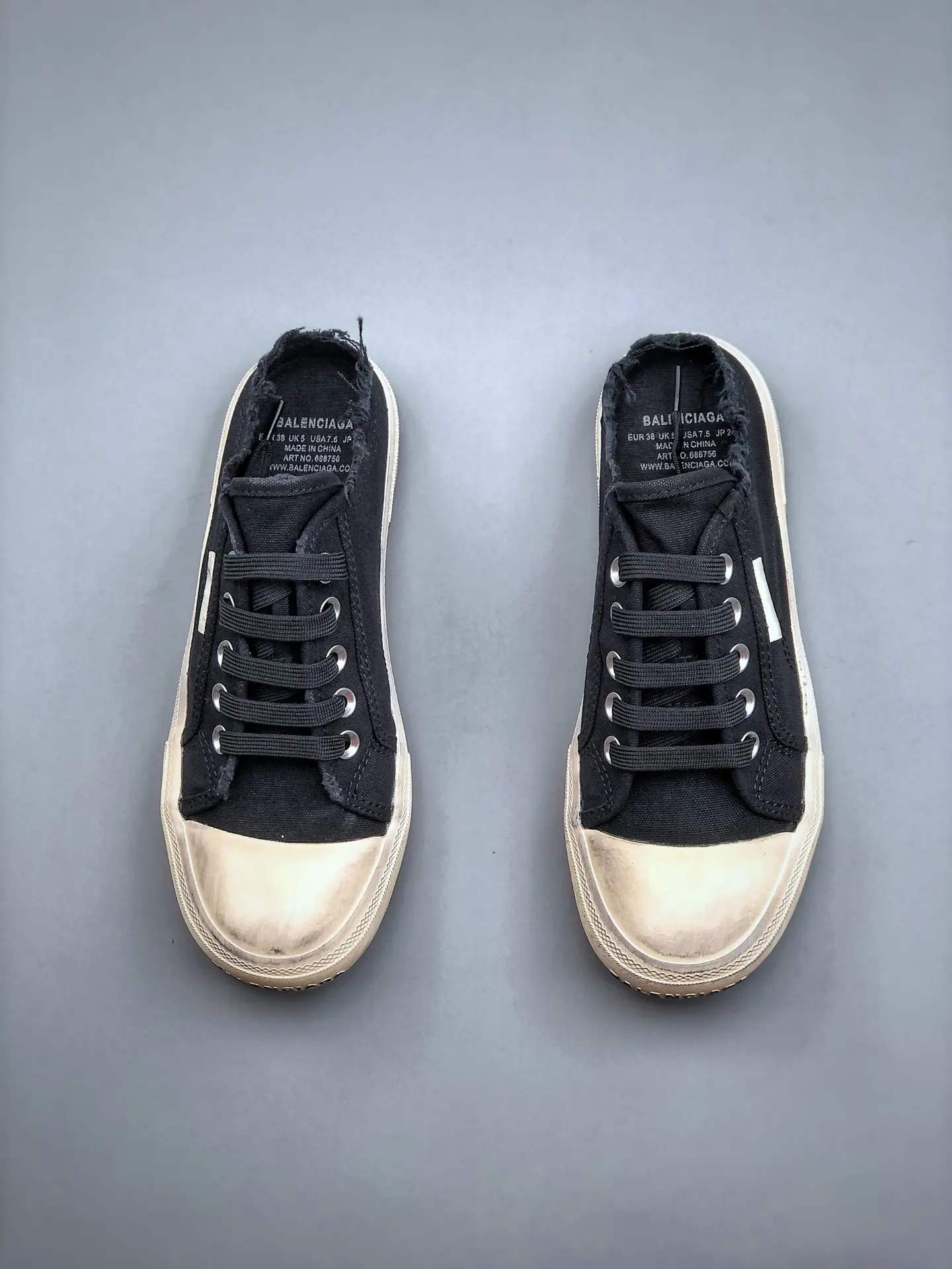 Balenciaga Paris Low Top Sneaker - Black - Women's Replica | YtaYta