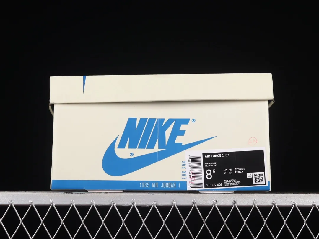 Replica Nike Air Force 1 07 Low BALENCIAGA Cream Green Orange: A Detailed Review | YtaYta