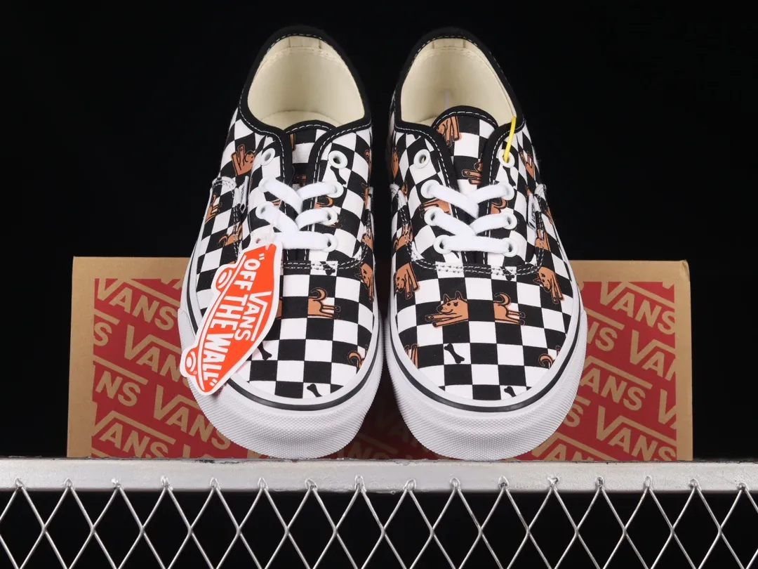 Exploring Fake Rep Replica Vans in Vibrant Designs | YtaYta