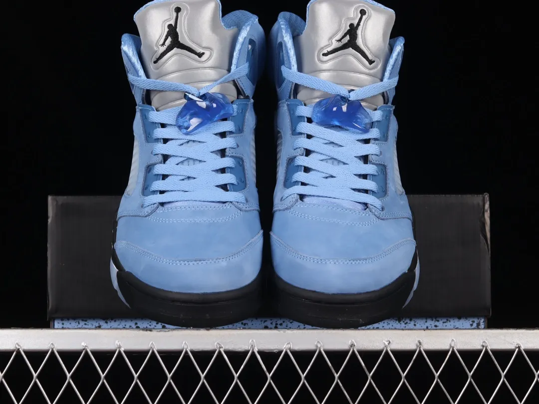 The Ultimate Guide to 'UNC' Air Jordan 5 SE (2023) - University Blue Replica | YtaYta