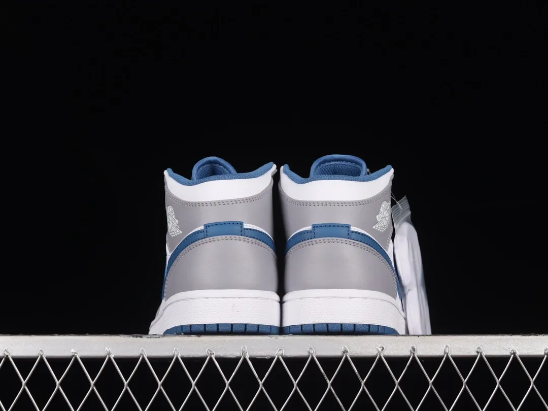 Fake Rep Replica Air Jordan 1 Mid True Blue: Authentic Look, Affordable Price | YtaYta