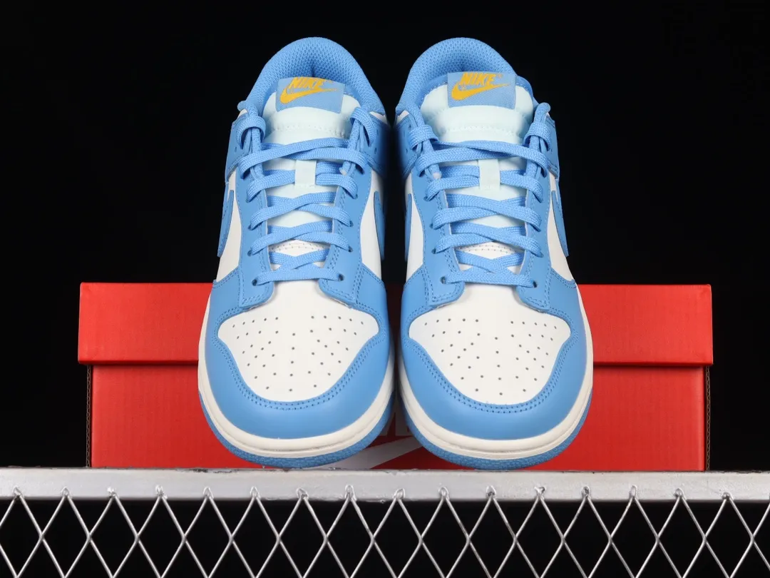 Replica Nike Dunk Low Sneakers in Light Blue and White: Unisex Style Review | YtaYta