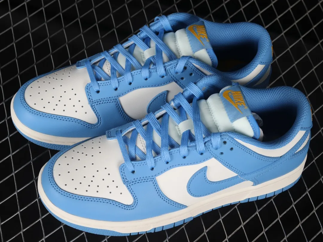 Replica Nike Dunk Low Sneakers in Light Blue and White: Unisex Style Review | YtaYta