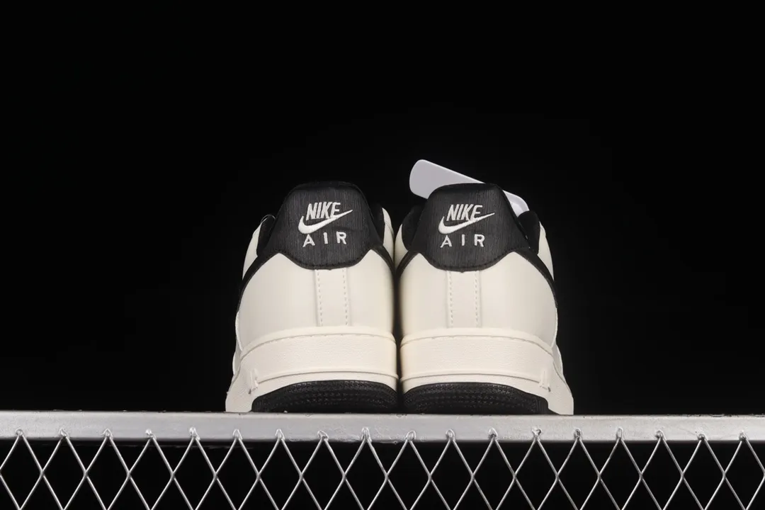 Nike Air Force 1 Low '07 White/Black Replica: A Detailed Analysis | YtaYta