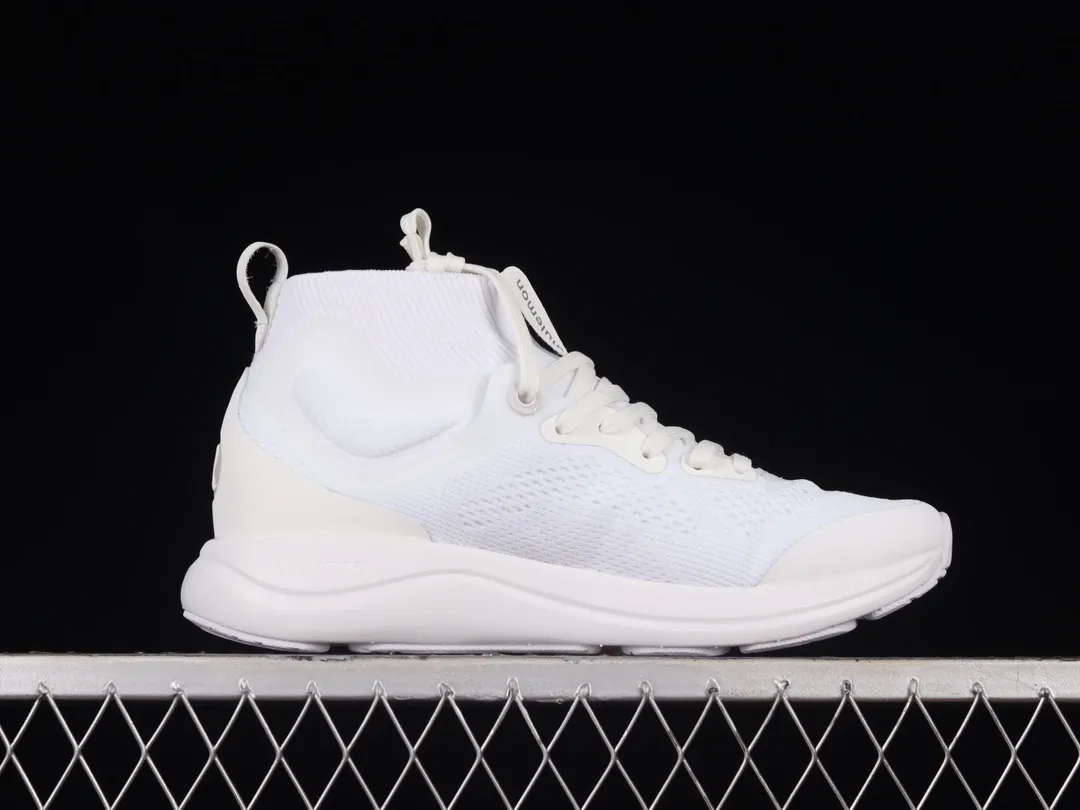 Lululemon White ChargeFeel Workout Mid Size 11 - Performance Redefined | YtaYta