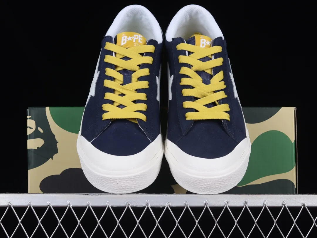 A BATHING APE MAD STA Sneakers in Blue: Authentic vs. Replica | YtaYta