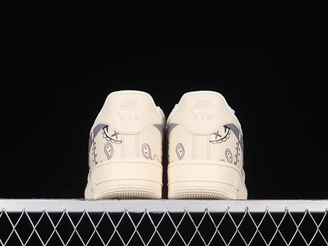 Fake Rep Replica Air Force 1 '07 Low PS5 Beige Black Grey CW2288-316: A Detailed Review | YtaYta