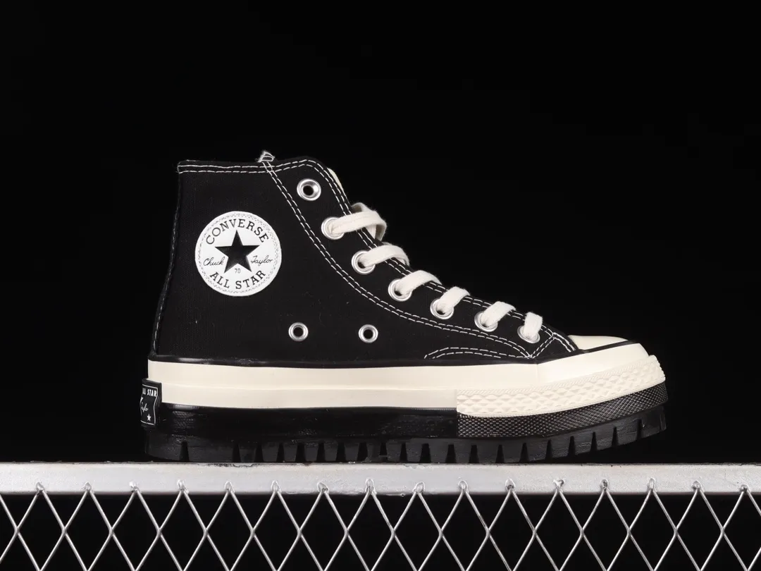 Converse Chuck 70 Canvas Trek LTD Hi Black Replica: A Detailed Review | YtaYta