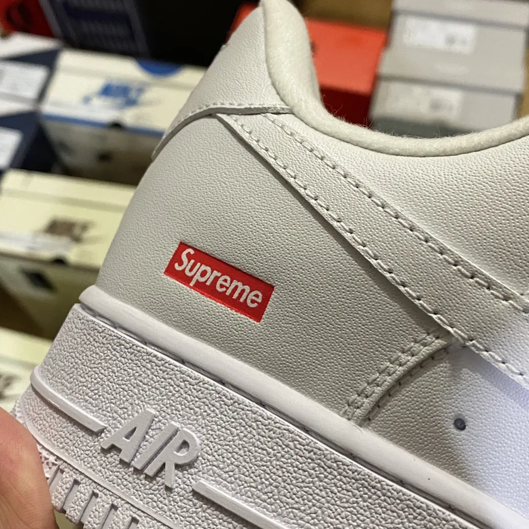 Supreme x Nike Air Force 1 Low White - Replica Review | YtaYta