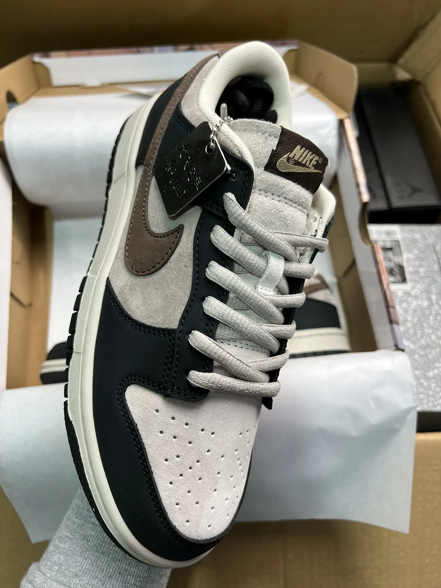 The Ultimate Guide to Nike Dunk SB Low LF0039-002 and Custom ConsciousCitizen x Emily Green Dunks | YtaYta