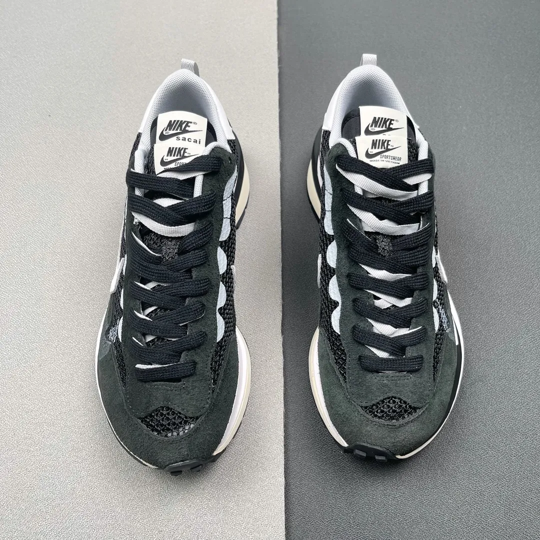 Nike Vaporwaffle Sacai Black White Review: Replica vs Genuine Comparison | YtaYta