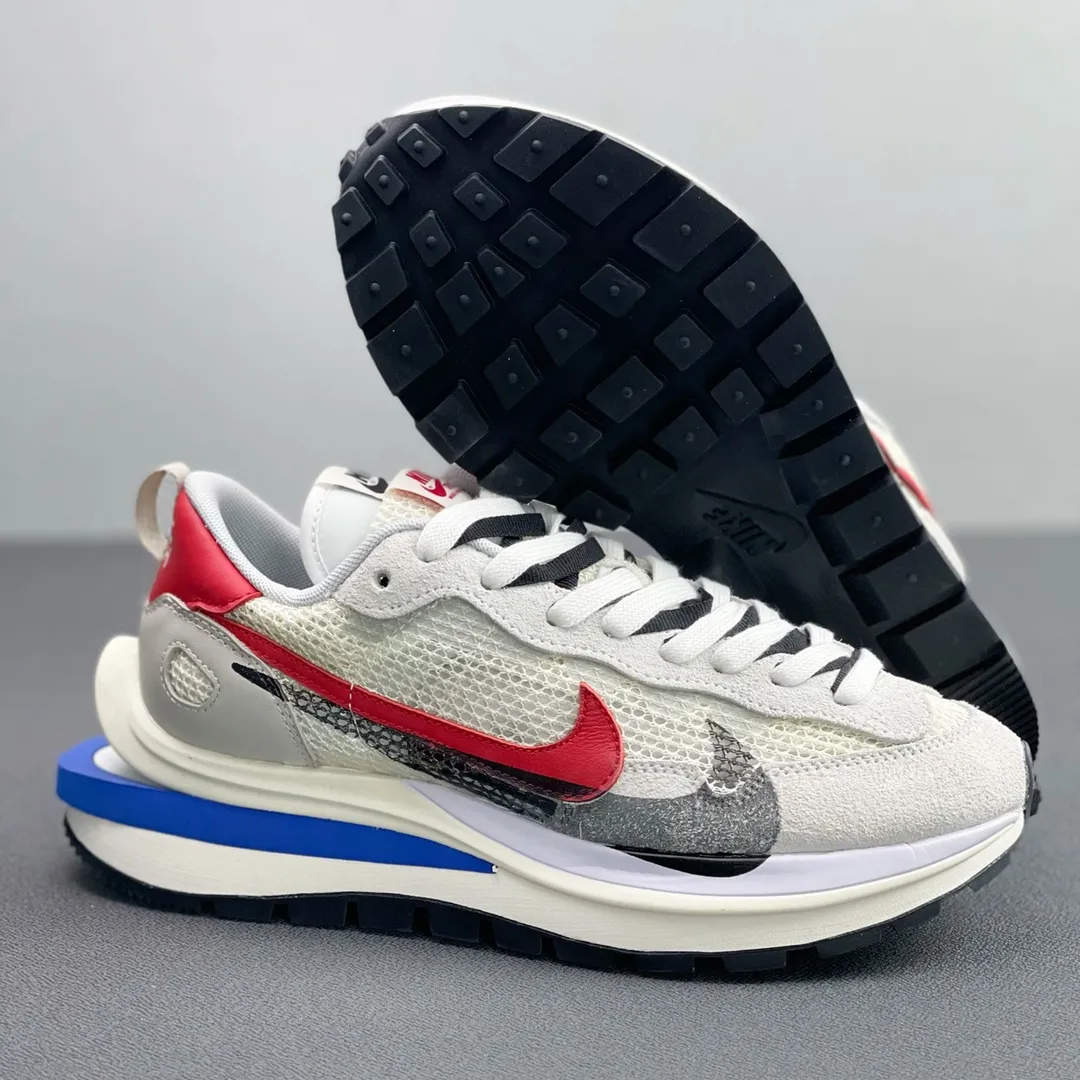 Nike Vaporwaffle Sacai Tour Yellow Stadium Green Replica Review | YtaYta