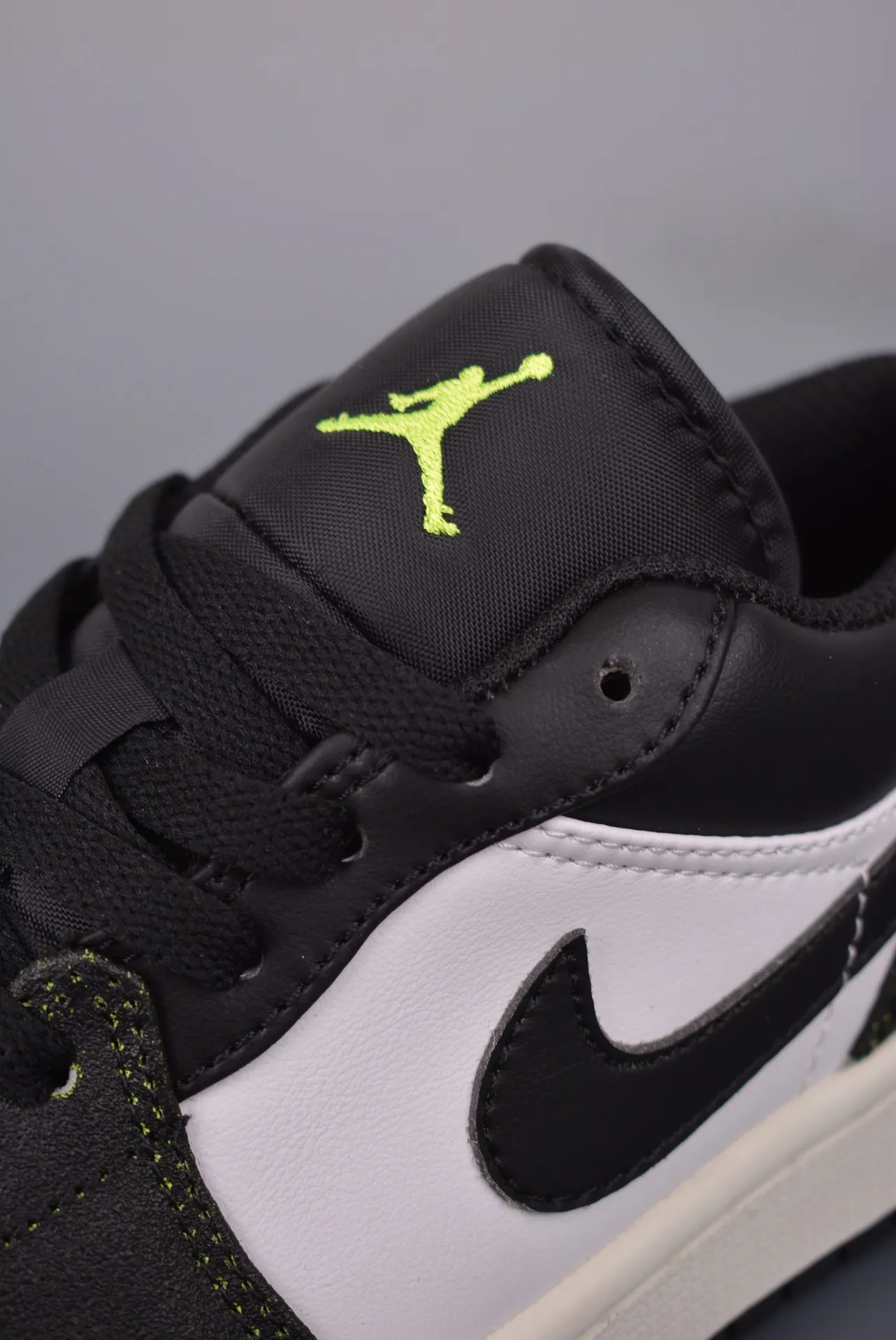 Air Jordan 1 Low Golf Phantom Volt: Replica vs. Authentic Comparison | YtaYta