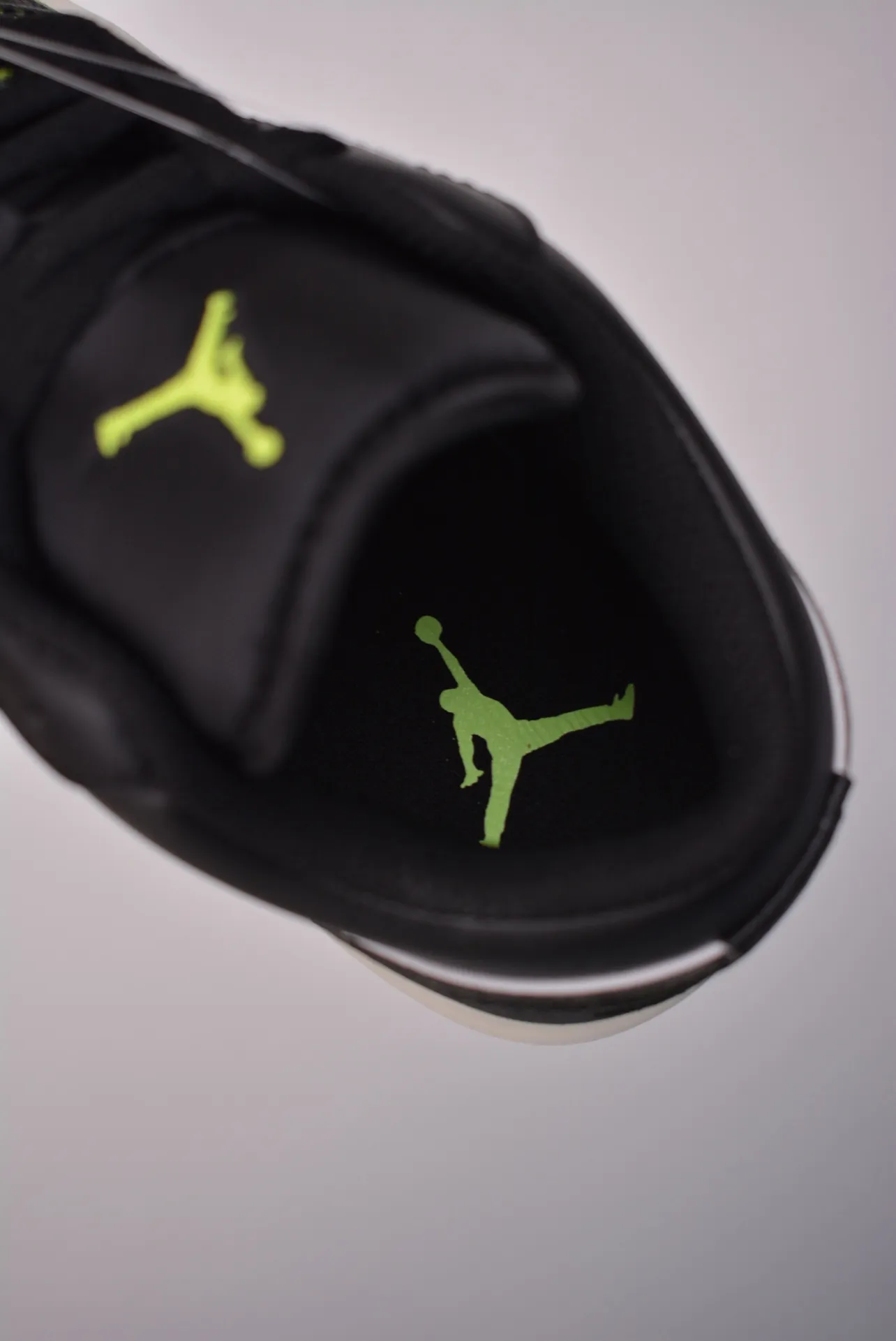 Air Jordan 1 Low Golf Phantom Volt: Replica vs. Authentic Comparison | YtaYta