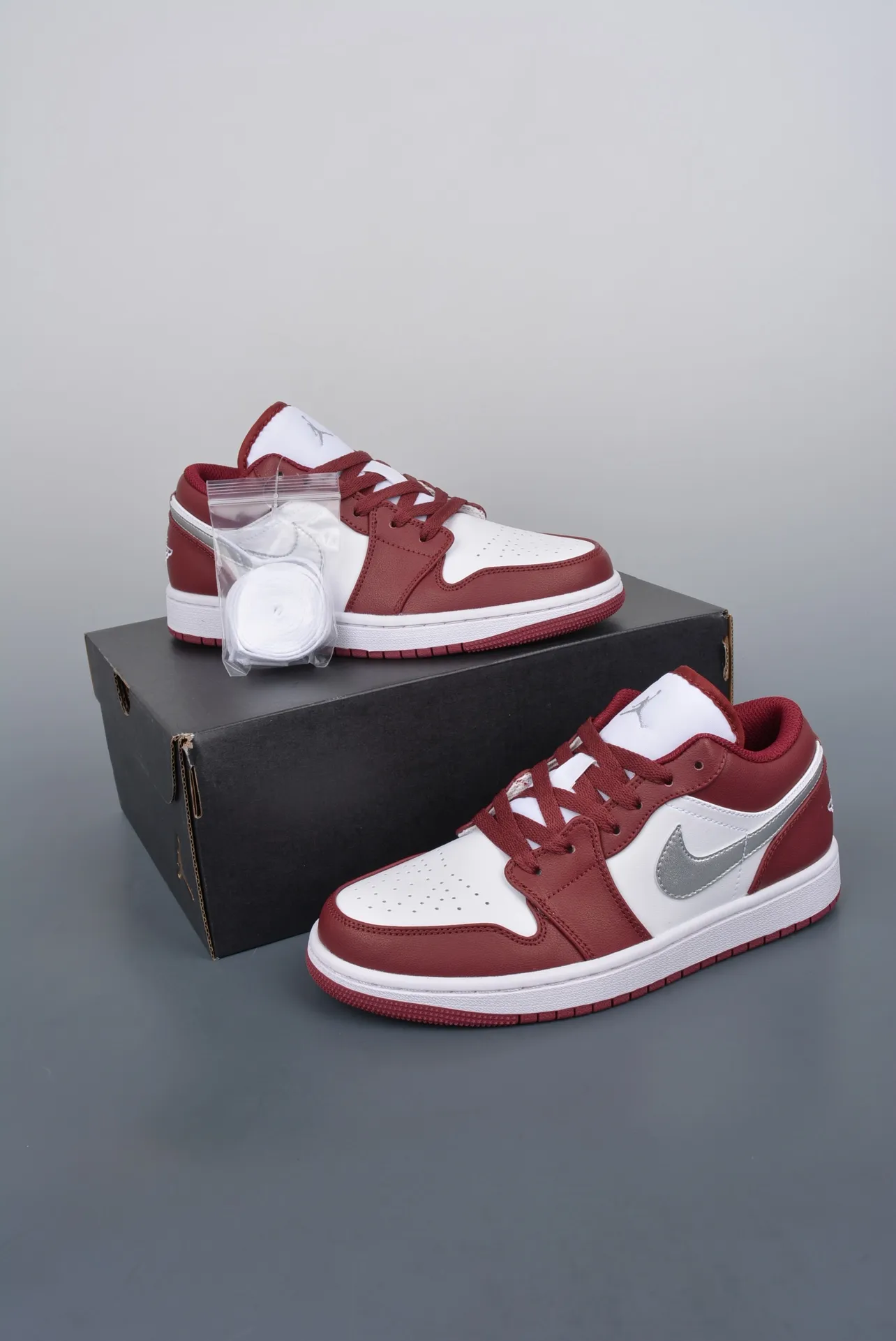 Air Jordan 1 Low Cherrywood Red/Cement Grey: Replica vs Authentic | YtaYta