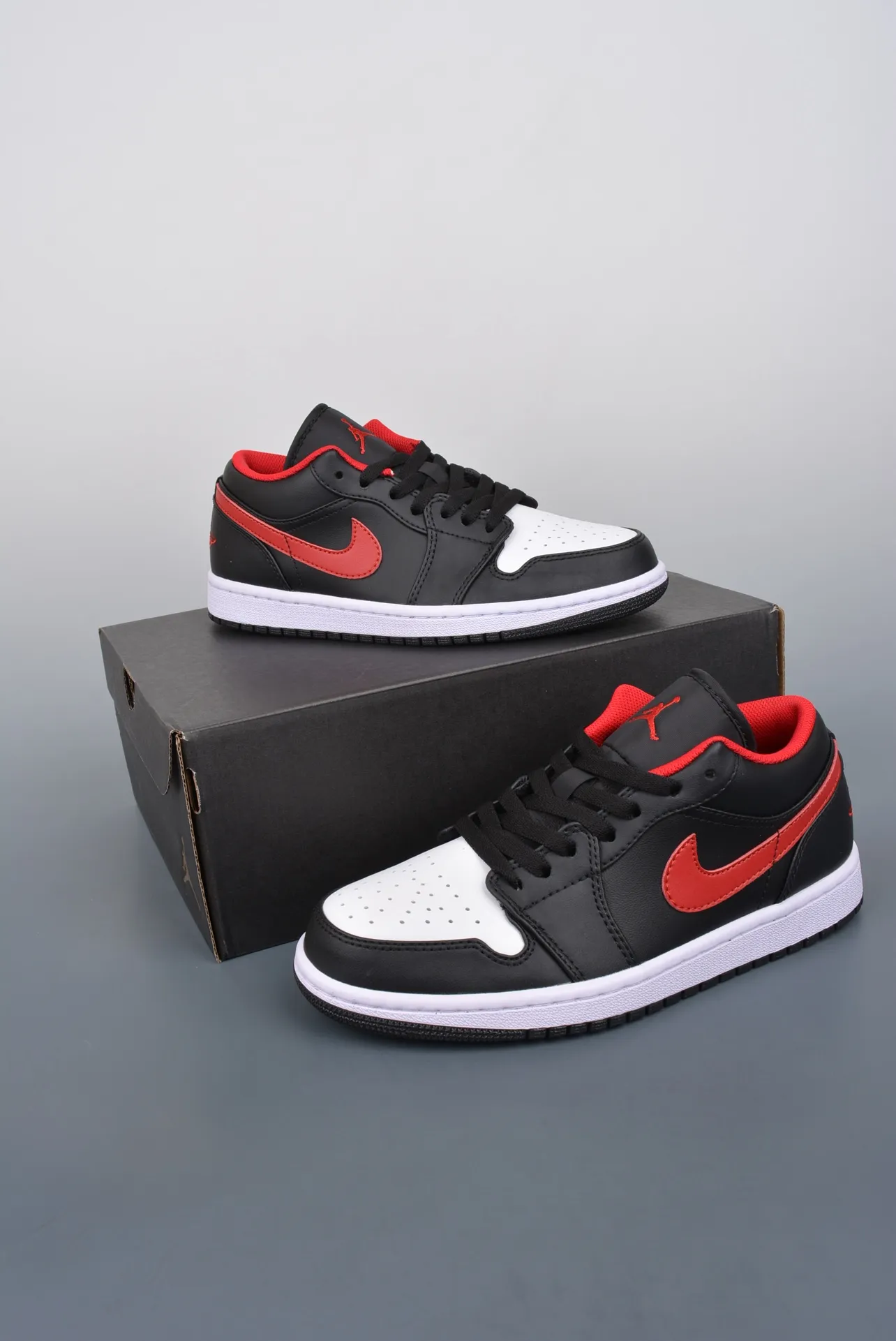 Air Jordan 1 Low Black/White/Red Replica: Quality and Affordability | YtaYta