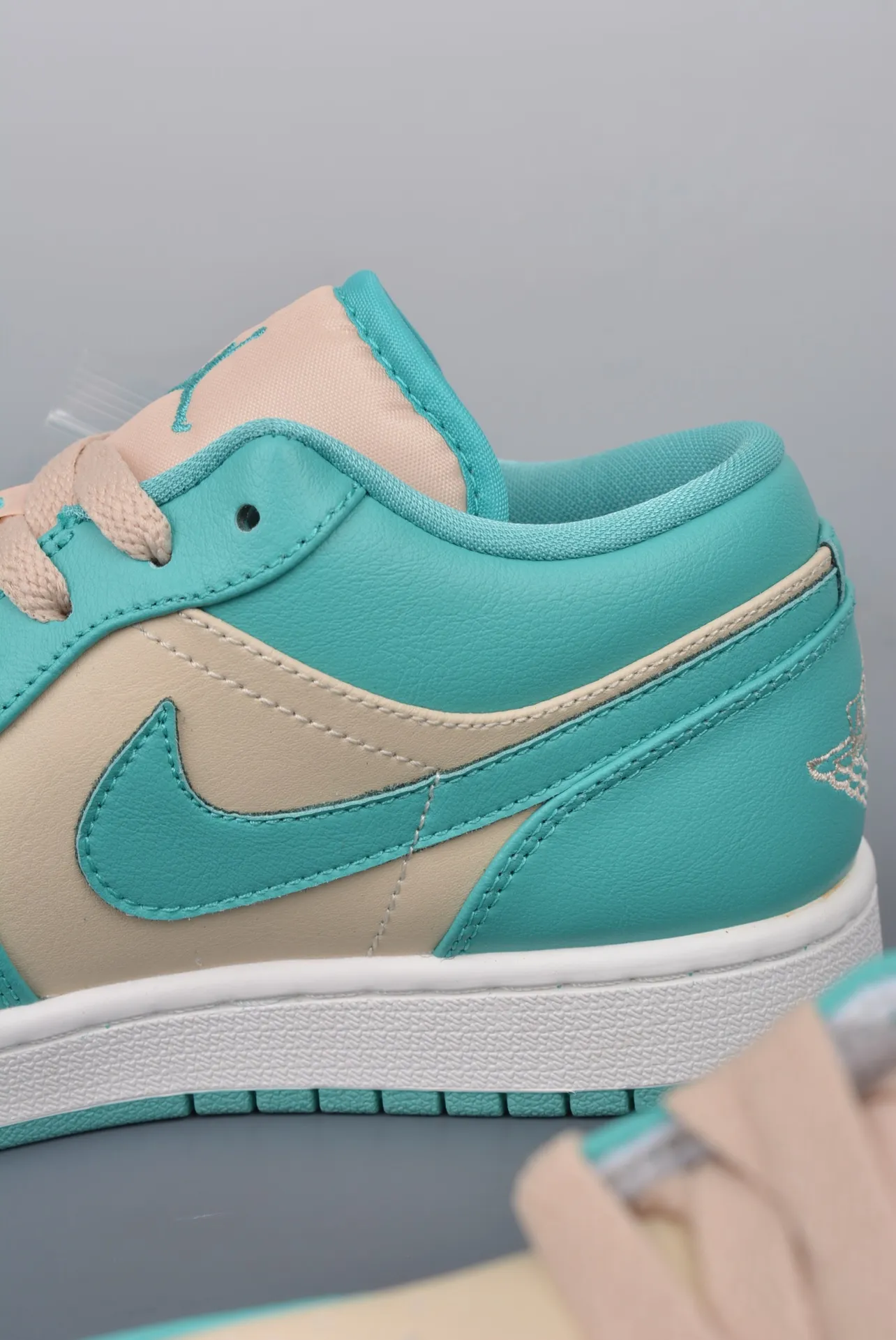 Air Jordan 1 Low Tropical Teal Sandy Beige (Rep/Replica) | YtaYta