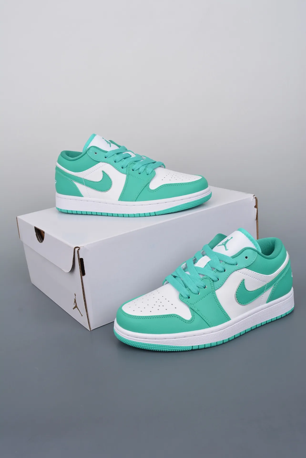 The Versatile Appeal of Replica Air Jordan 1 Low SE Shoes in Green | YtaYta