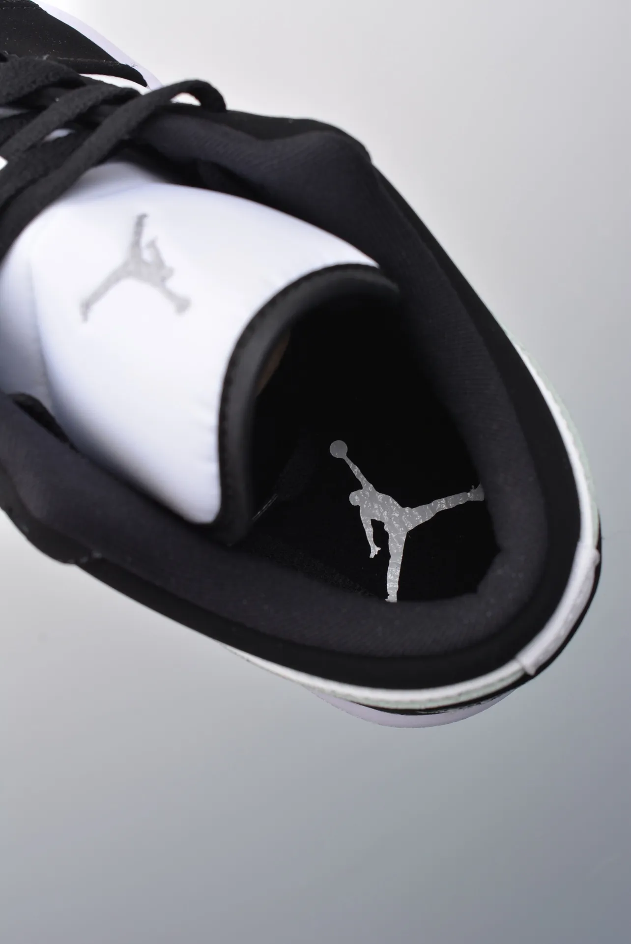 Replica Air Jordan Collection: Style and Savings for Every Sneakerhead | YtaYta