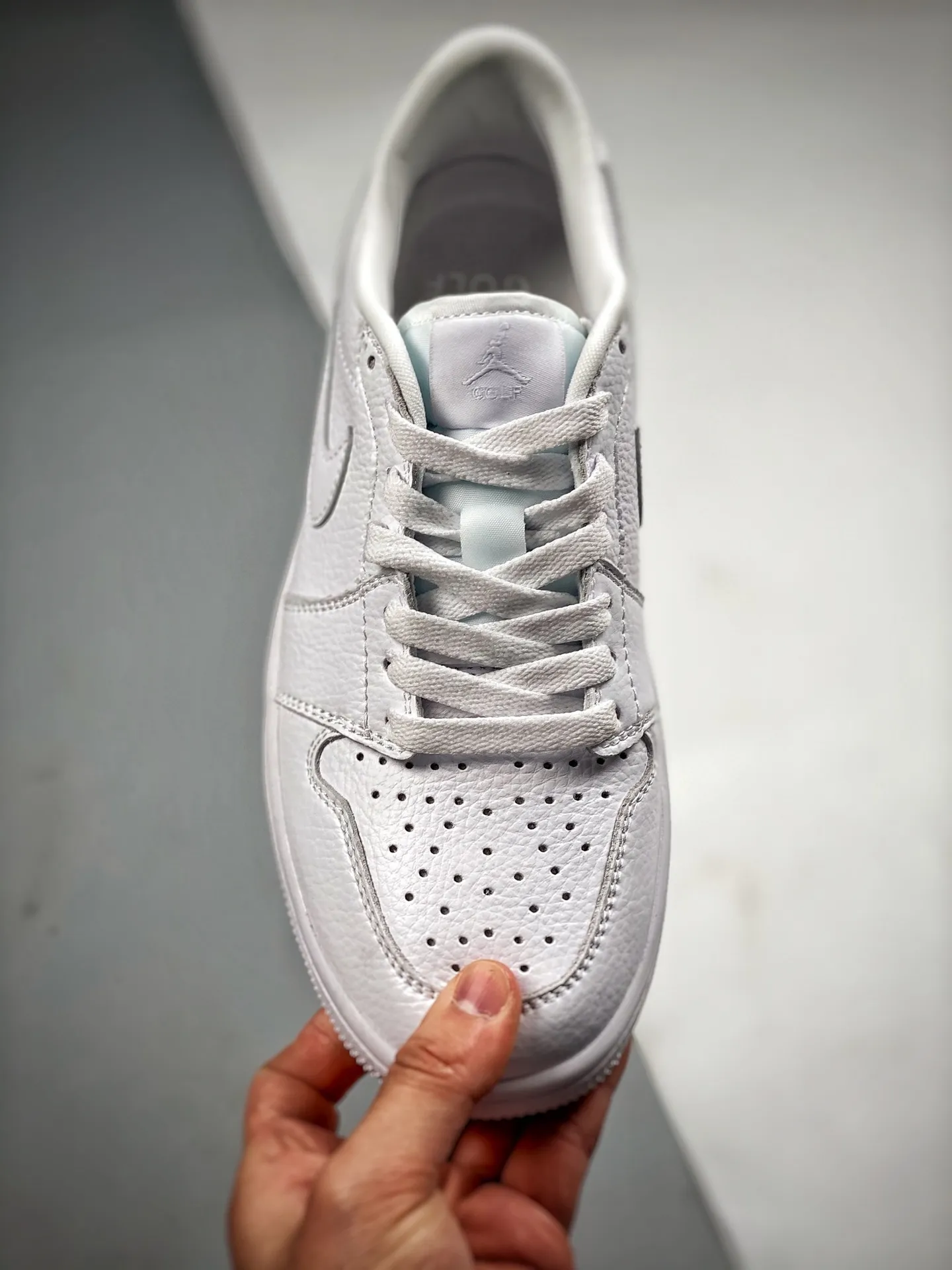 Air Jordan 1 Low Golf Triple White Replica: An In-Depth Look | YtaYta