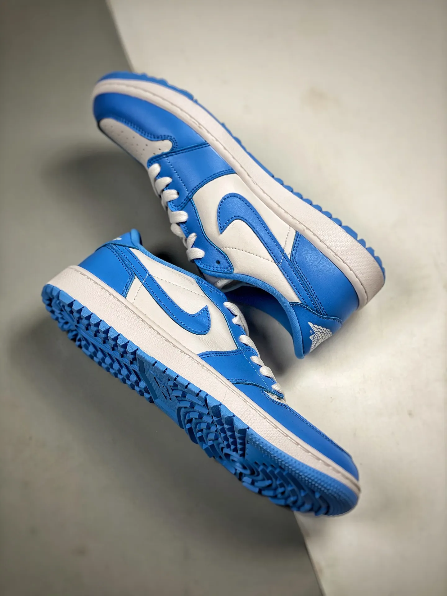 Discovering the Best Replica Air Jordan 1 Lows in University Blue | YtaYta