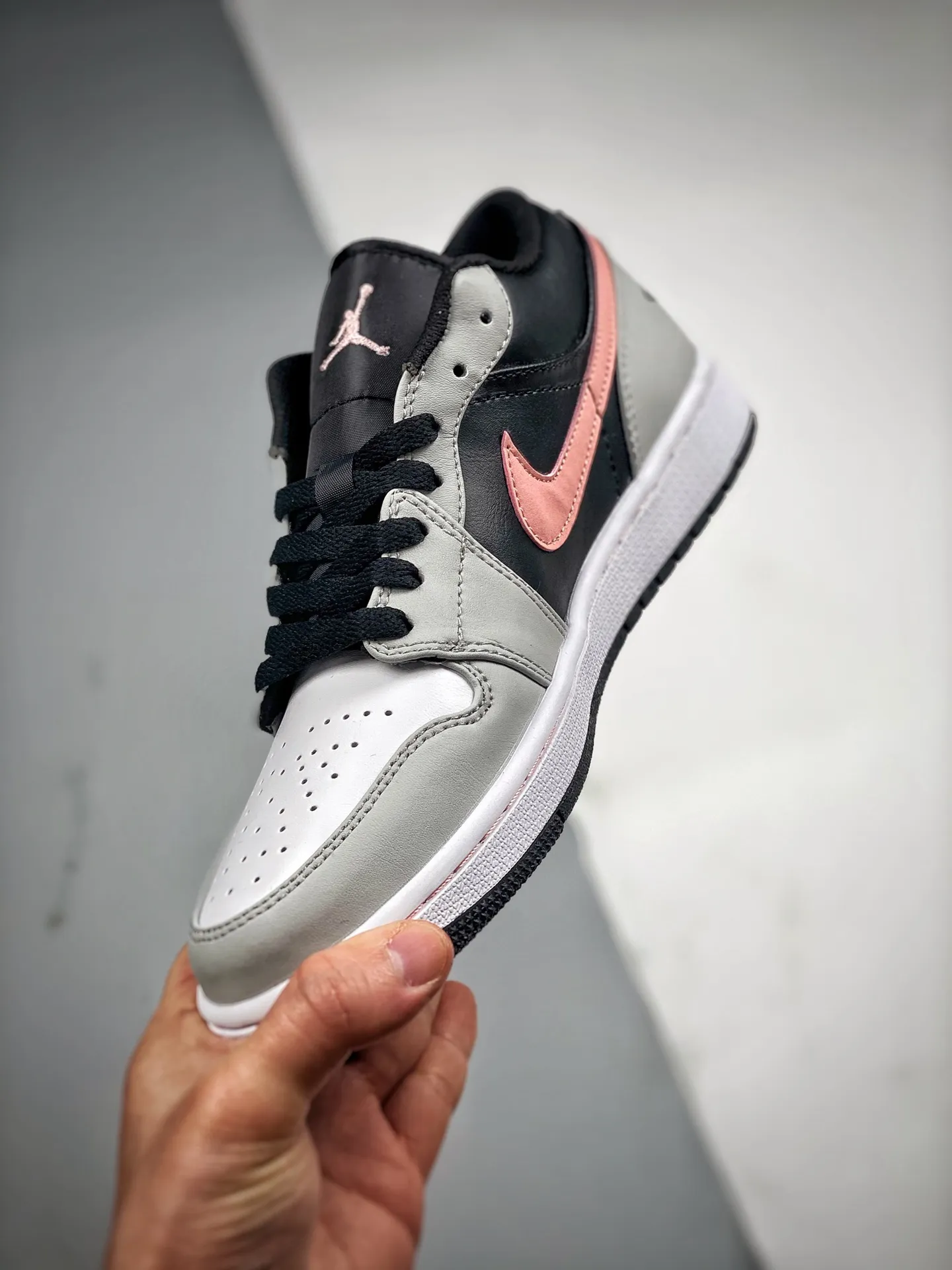 Air Jordan 1 Low Black Grey Pink Replica: A Comprehensive Guide | YtaYta