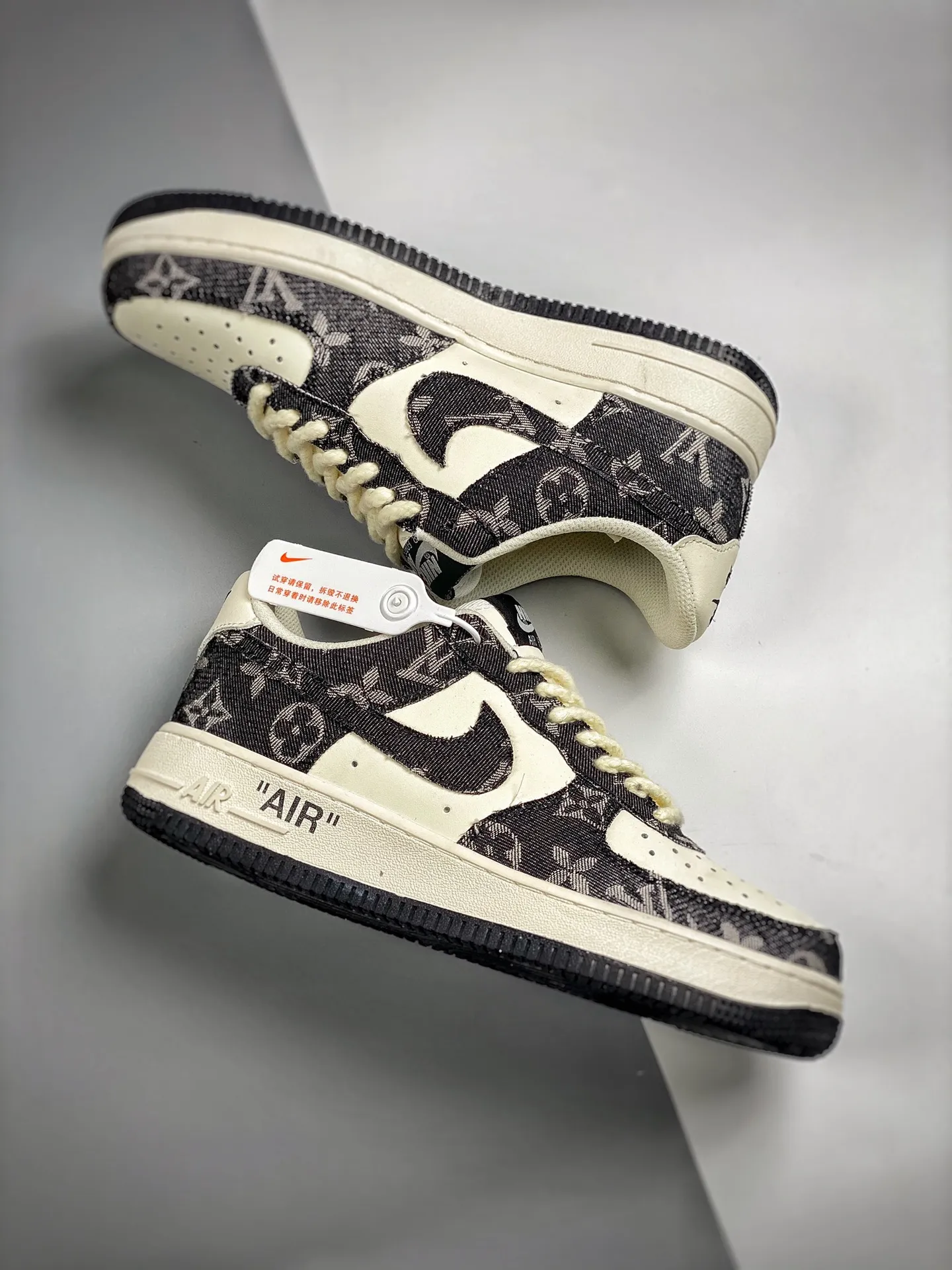 Louis Vuitton x Nike Air Force 1 07 Low Black White Replica Shoes - A Style Statement | YtaYta