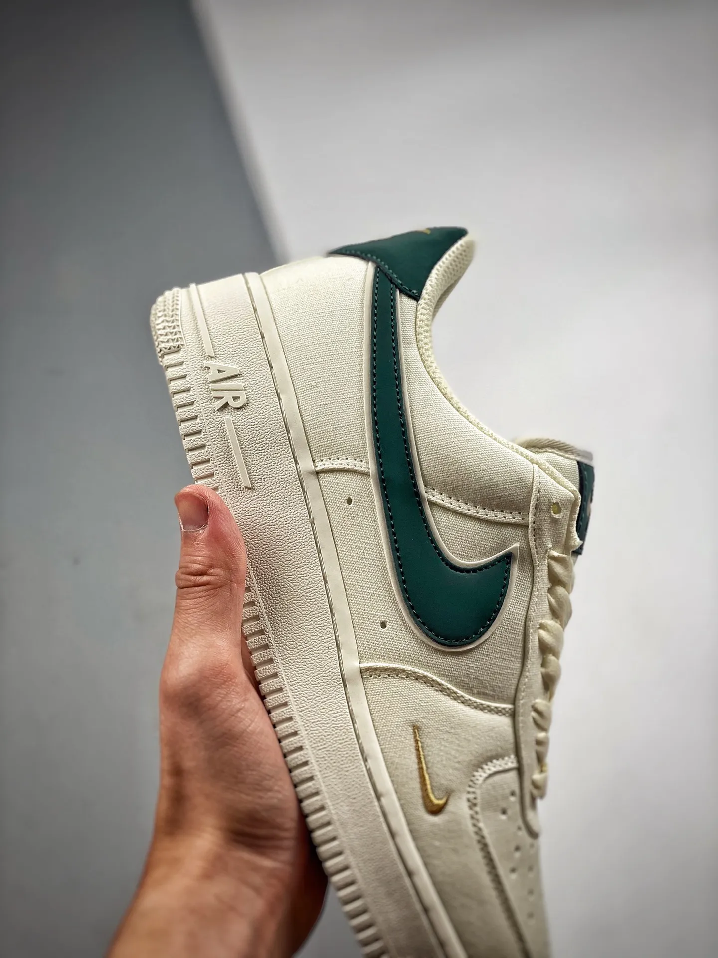 Nike Air Force 1 '07 Low Off White Green Gold Replica Review | YtaYta