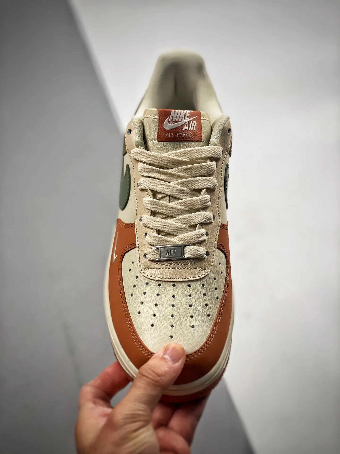 Nike Air Force 1 Green/Orange Replica: Style, Comfort, and Affordability | YtaYta