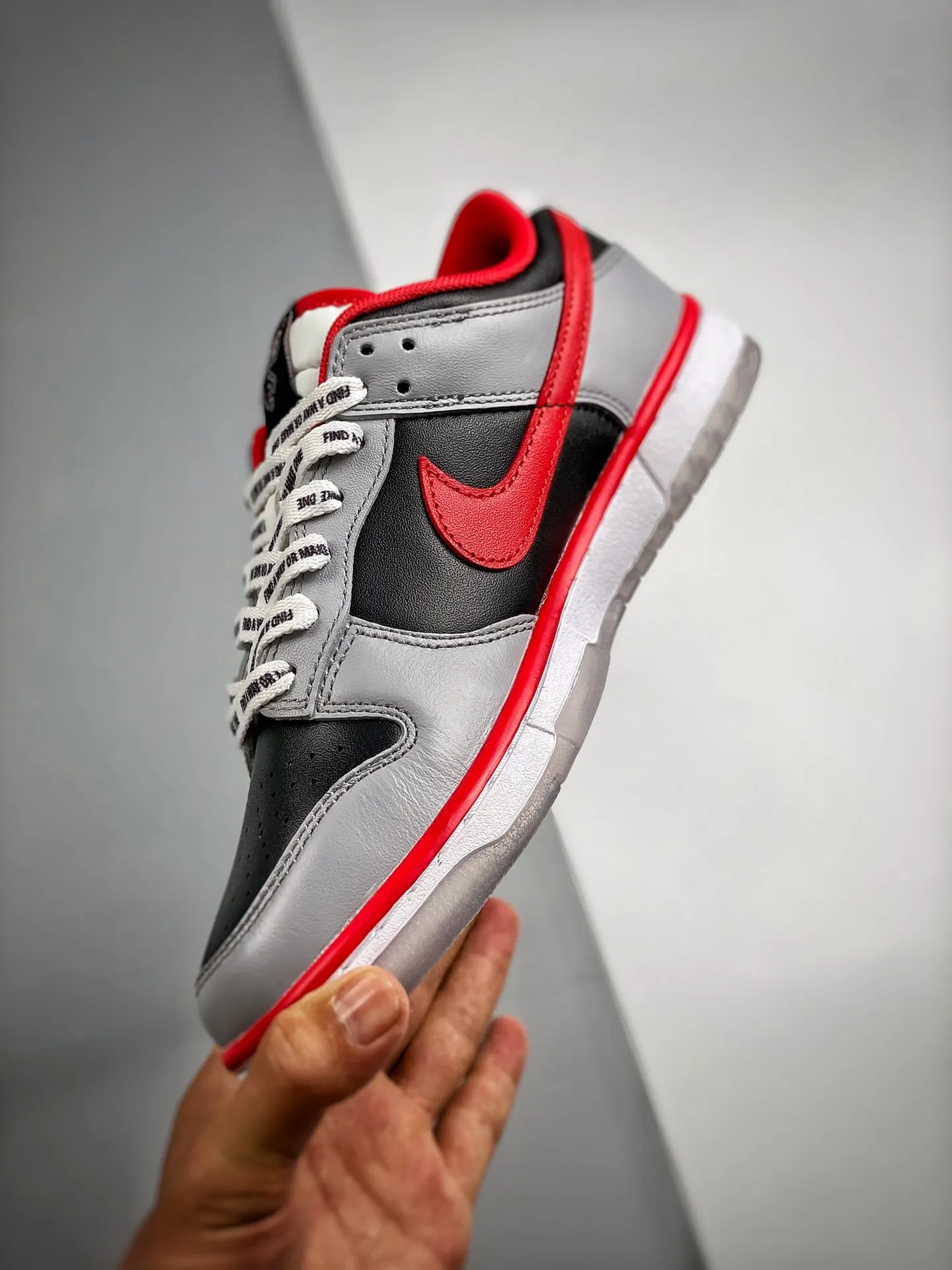 Clark Atlanta University x Nike Dunk Low 'Find a Way or Make One' Replica - Black/Team Scarlet | YtaYta