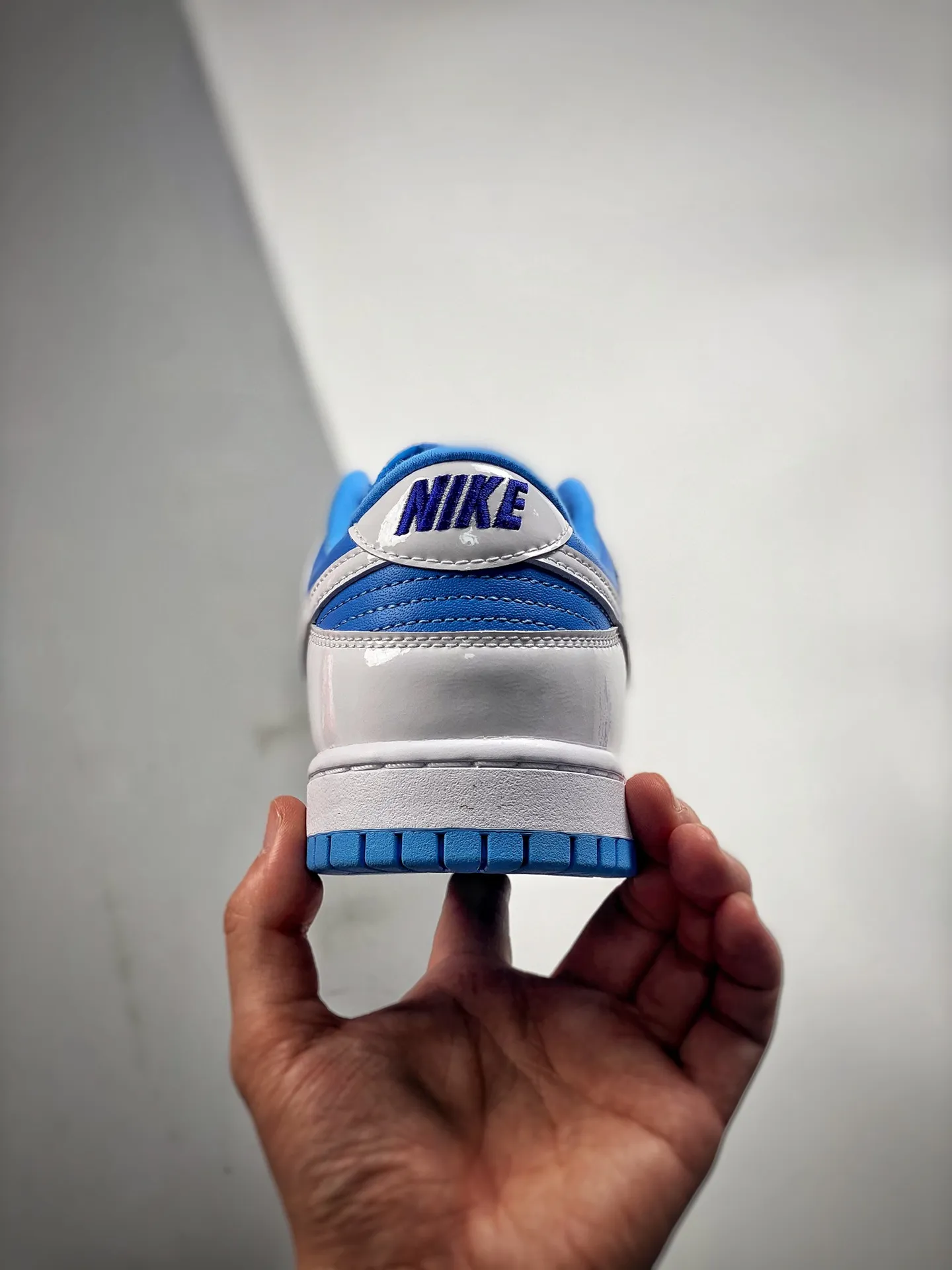 Fake Rep Replica Nike Dunk Low Reverse UNC (W) in Blue | YtaYta