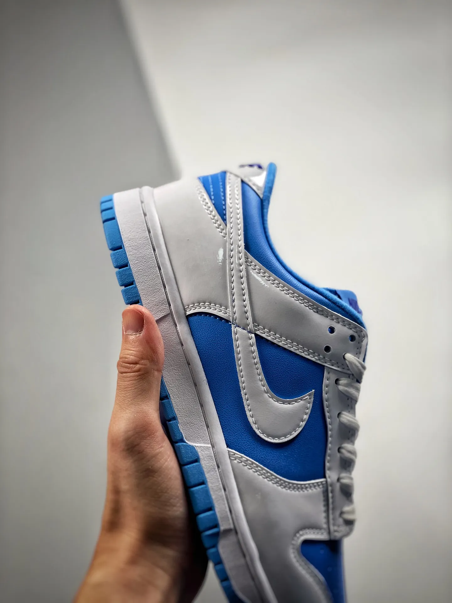 Fake Rep Replica Nike Dunk Low Reverse UNC (W) in Blue | YtaYta