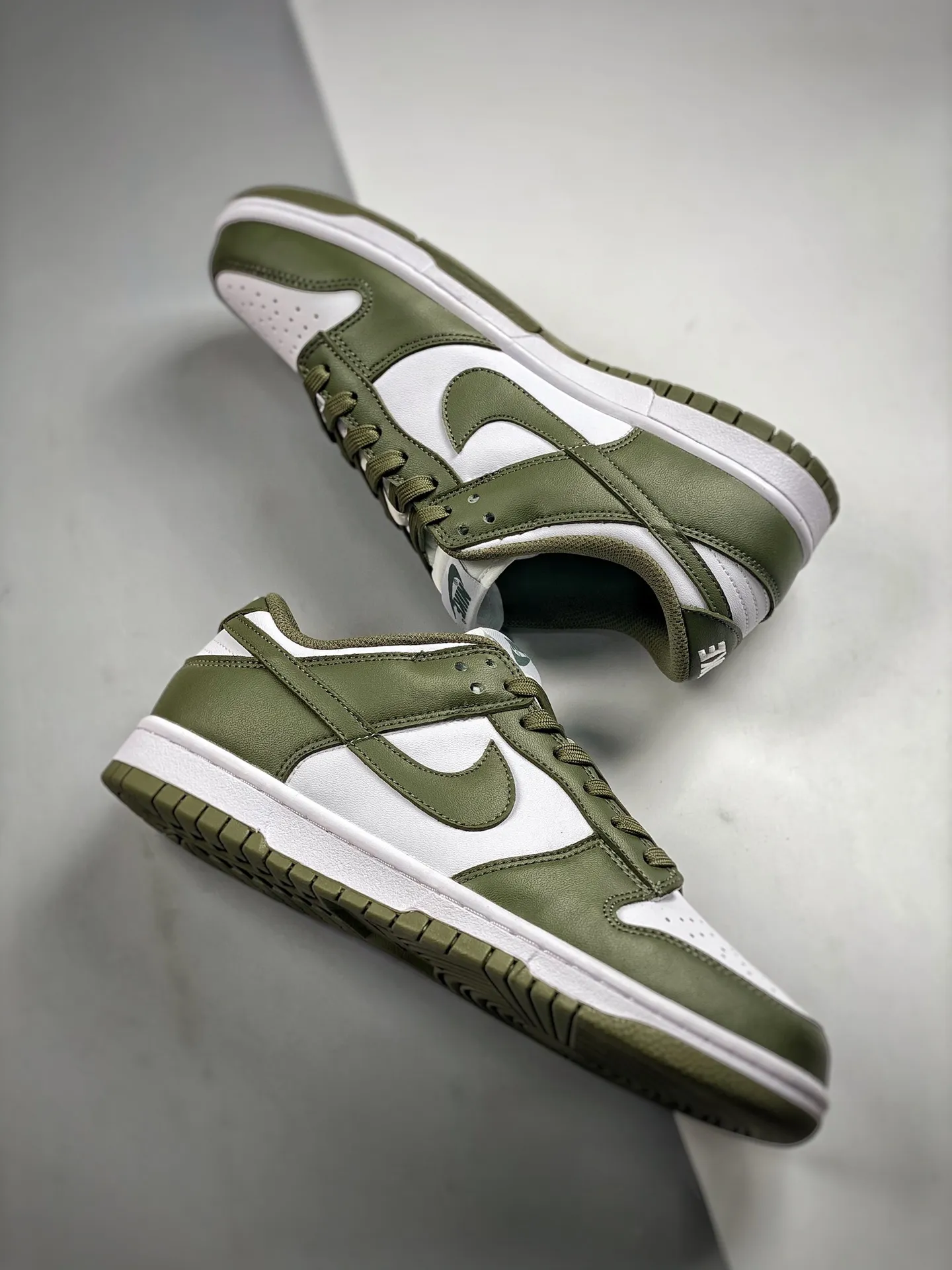 Nike Dunk Low Medium Olive: An In-Depth Review and Comparison | YtaYta