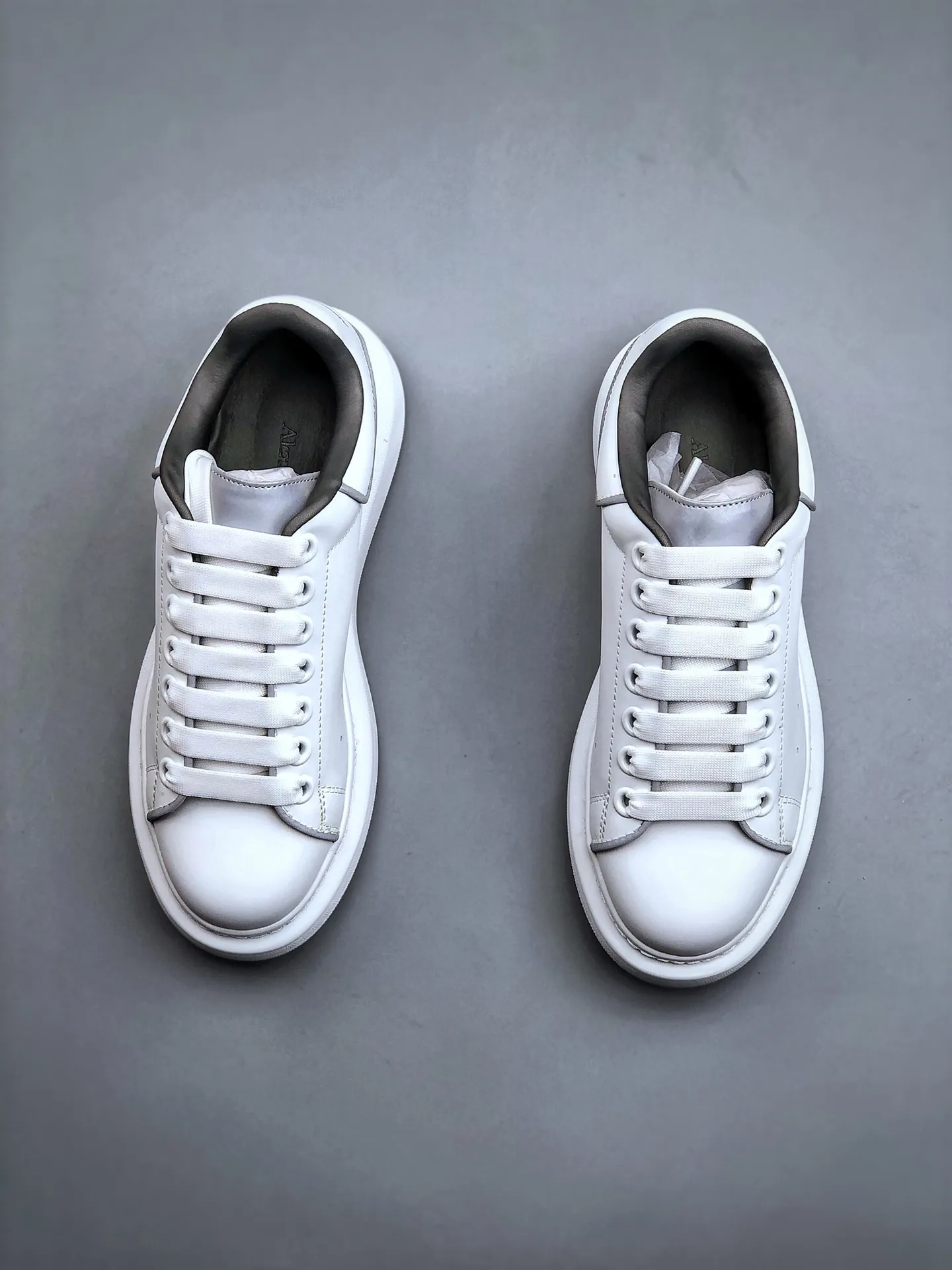 Fake Replica Alexander McQueen Men's White Oversized Sneaker - 6.5 | YtaYta