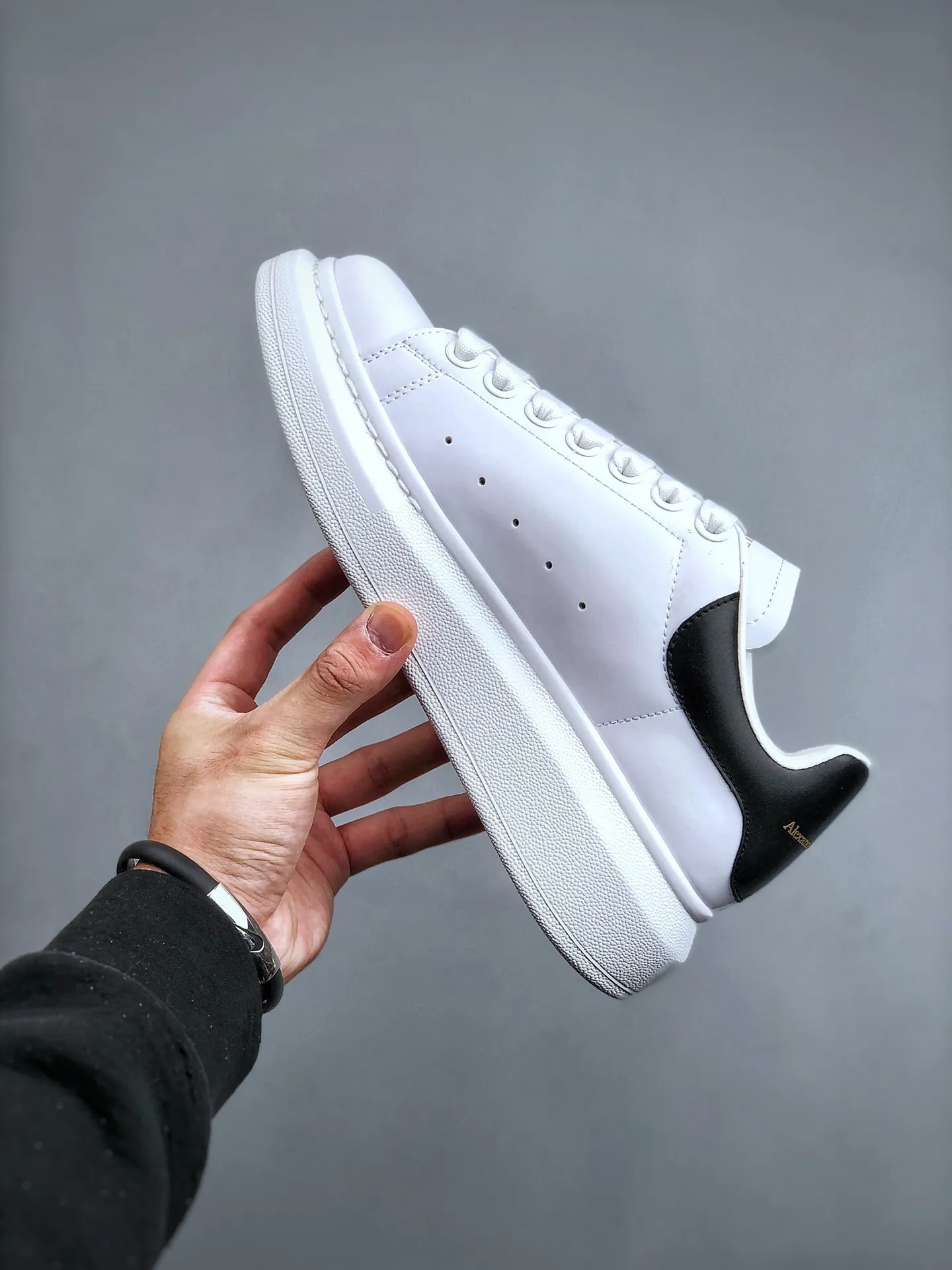 Exploring the World of Replica Alexander McQueen Oversized Sneakers | YtaYta