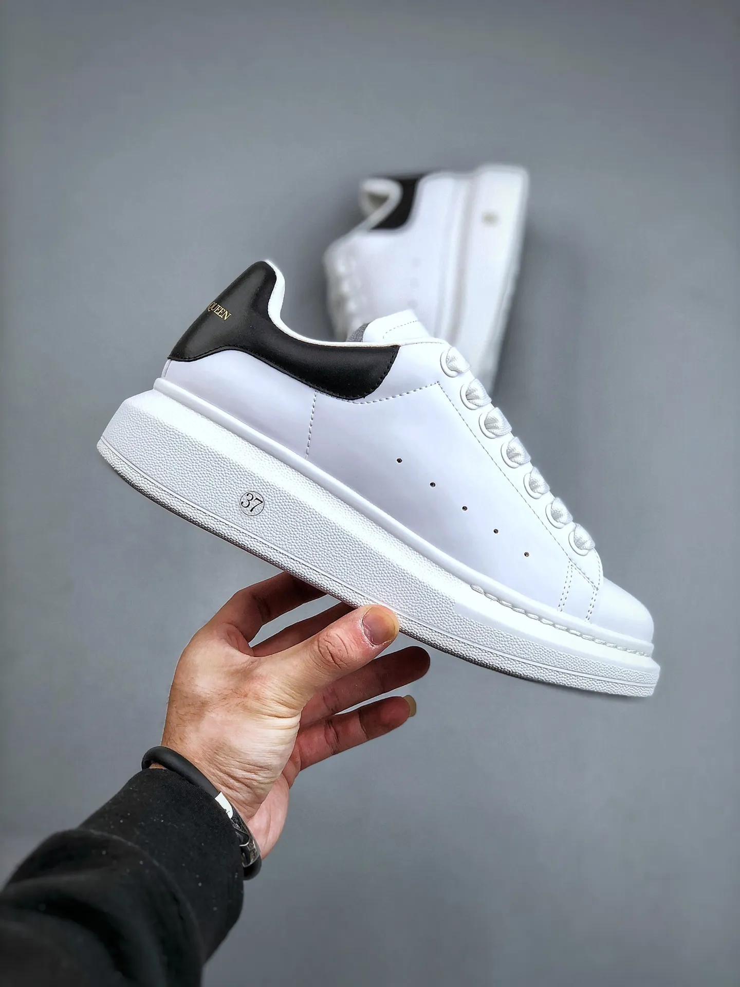 Exploring the World of Replica Alexander McQueen Oversized Sneakers | YtaYta