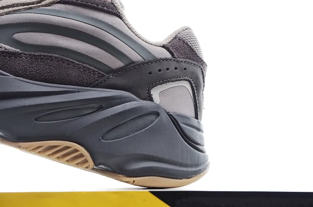 Fake Rep Replica Yeezy Boost 700 V2 'Tephra': Style & Performance | YtaYta