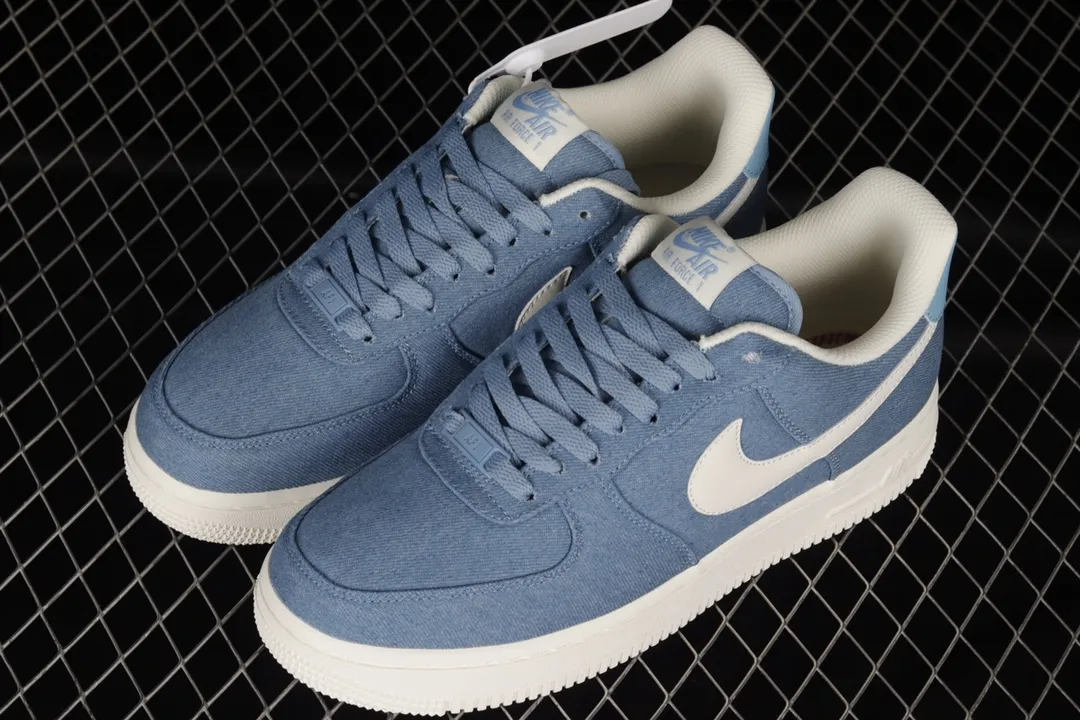 Nike Air Force 1 Low: A Comparison of Replica and Authentic Models | YtaYta