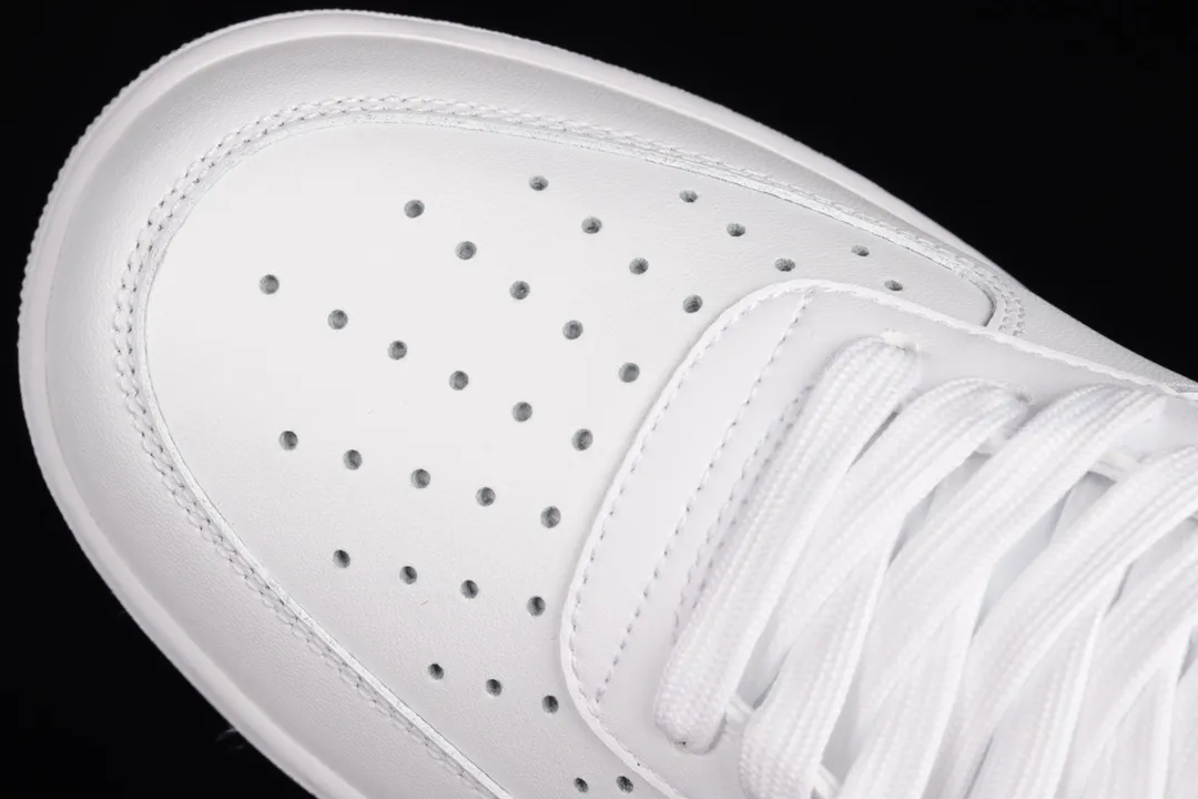 Nike Air Force 1 '07 'Triple White' - An In-Depth Review of Replicas | YtaYta