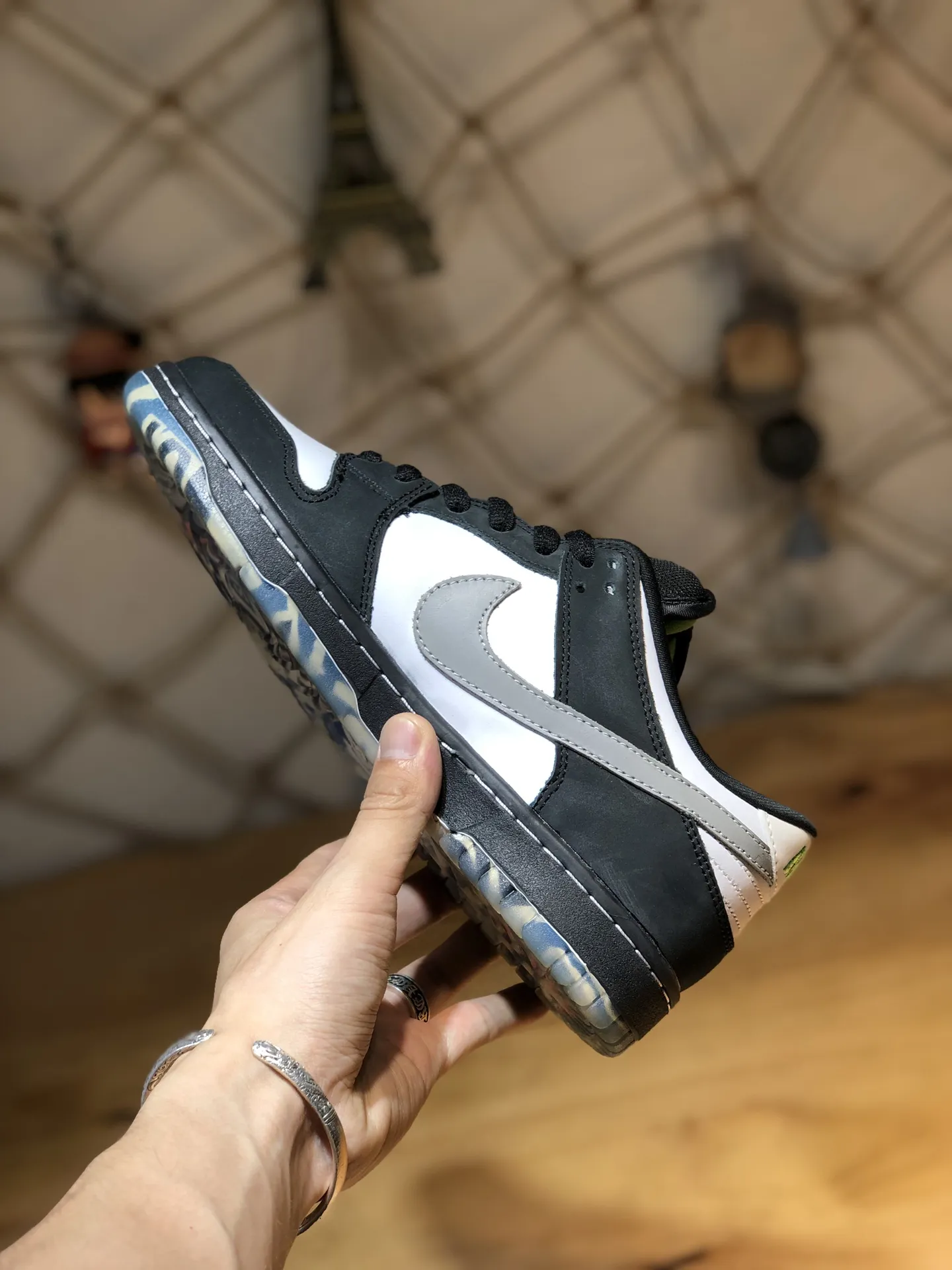 Jeff Staple x Nike SB Dunk Low 'Panda Pigeon' Replica Review | YtaYta