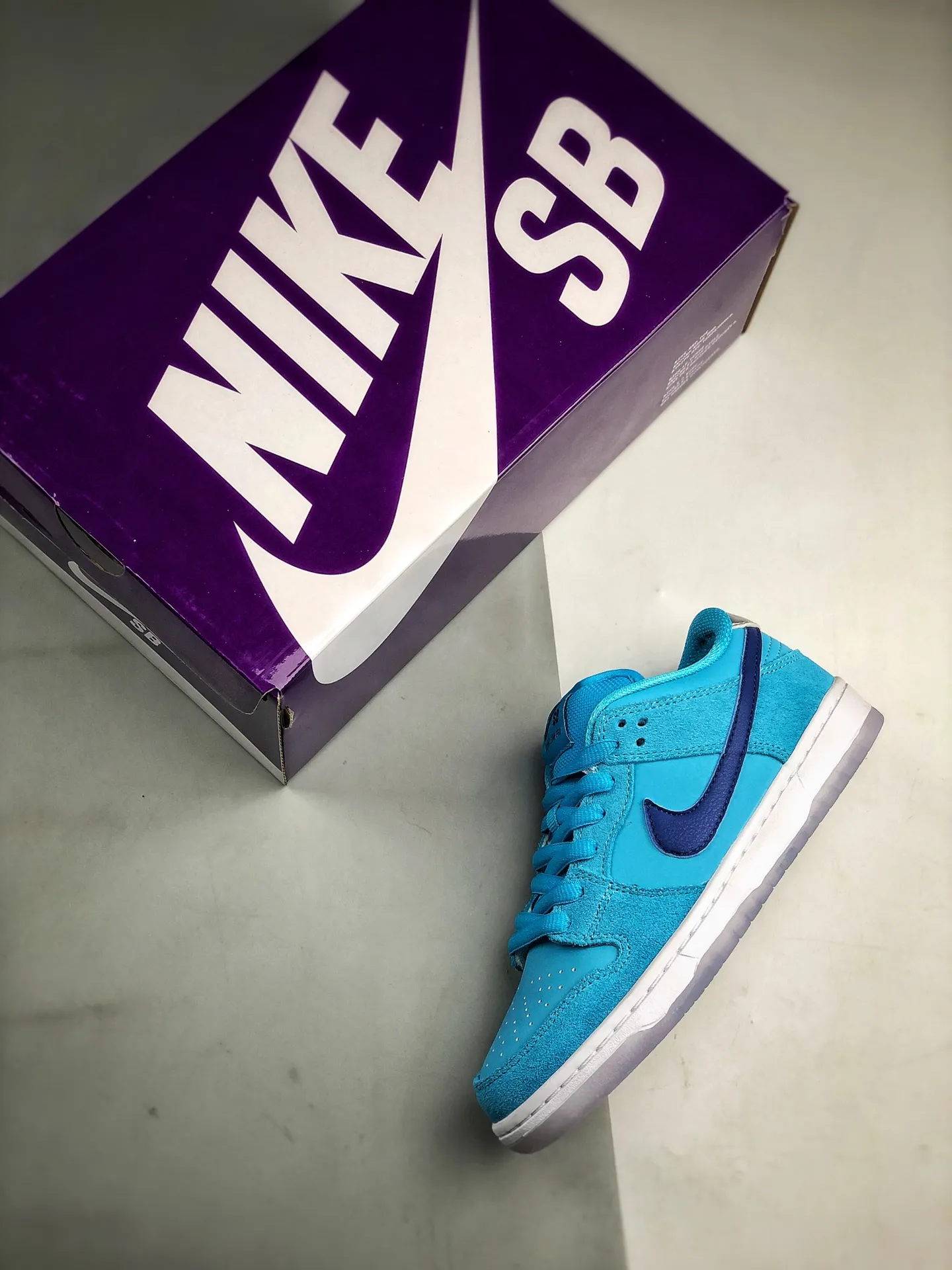 Nike SB Dunk Low 'Blue Fury' Replica: An In-Depth Look | YtaYta