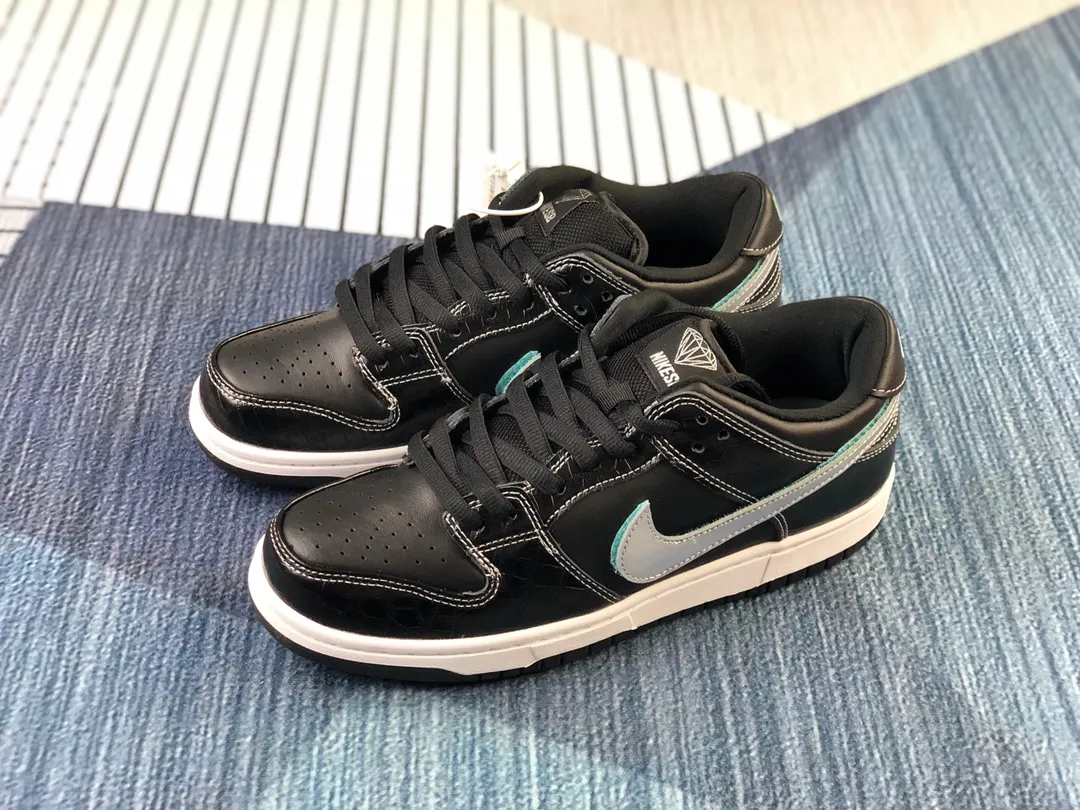 Fake Rep Replica Nike SB Dunk Low Pro x Diamond Supply Co. Black Diamond 2018 | YtaYta