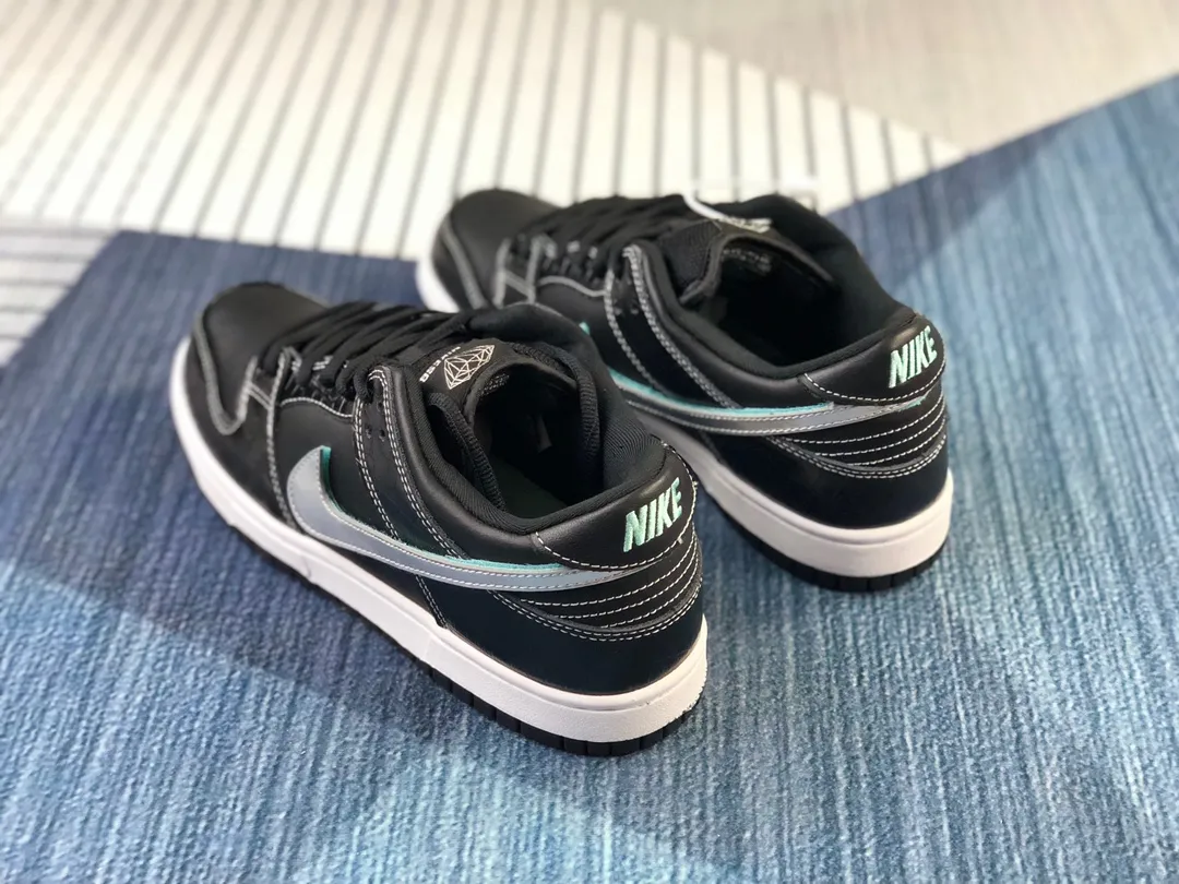 Fake Rep Replica Nike SB Dunk Low Pro x Diamond Supply Co. Black Diamond 2018 | YtaYta