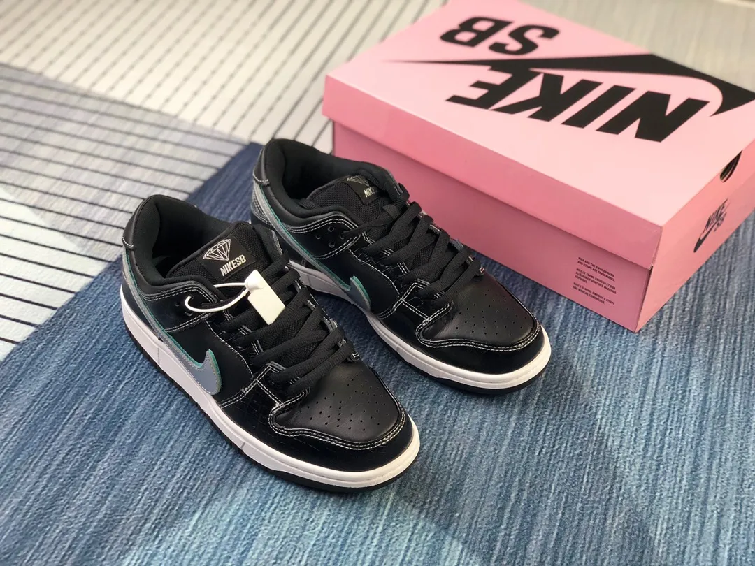 Fake Rep Replica Nike SB Dunk Low Pro x Diamond Supply Co. Black Diamond 2018 | YtaYta