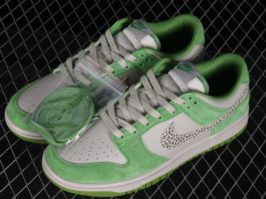 Nike Dunk Low Safari Swoosh Chlorophyll - Replica or Real? | YtaYta