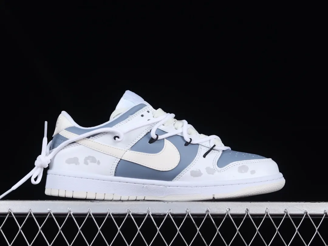 The Ultimate Guide to 2022 Women's Sneakers in Haze Blue and More | YtaYta