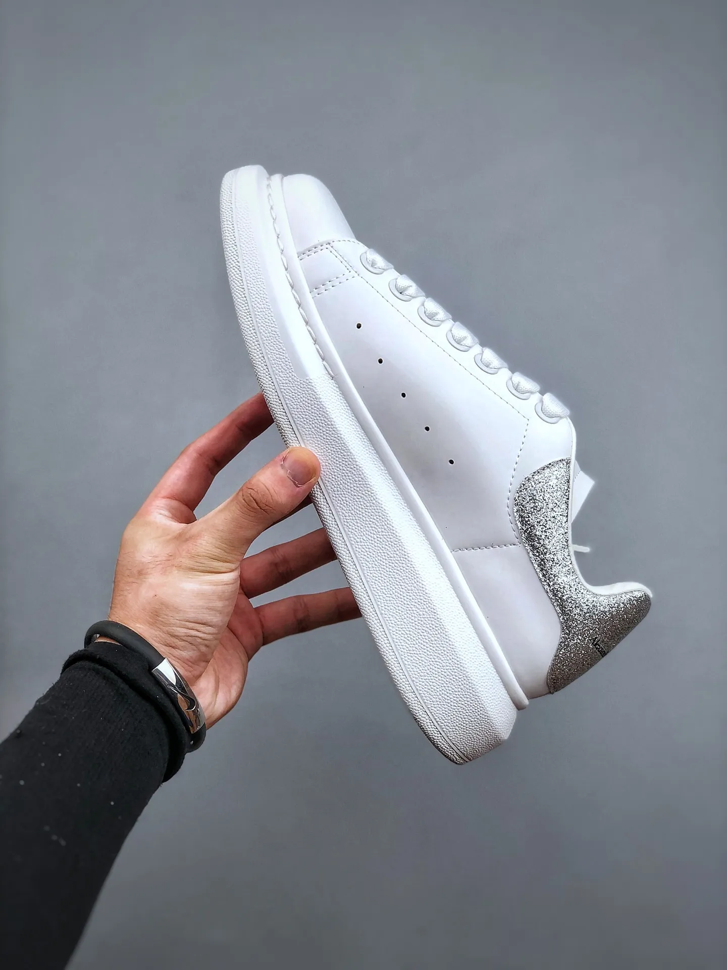 Alexander McQueen Oversized White/Silver Sneakers - Replica Review | YtaYta