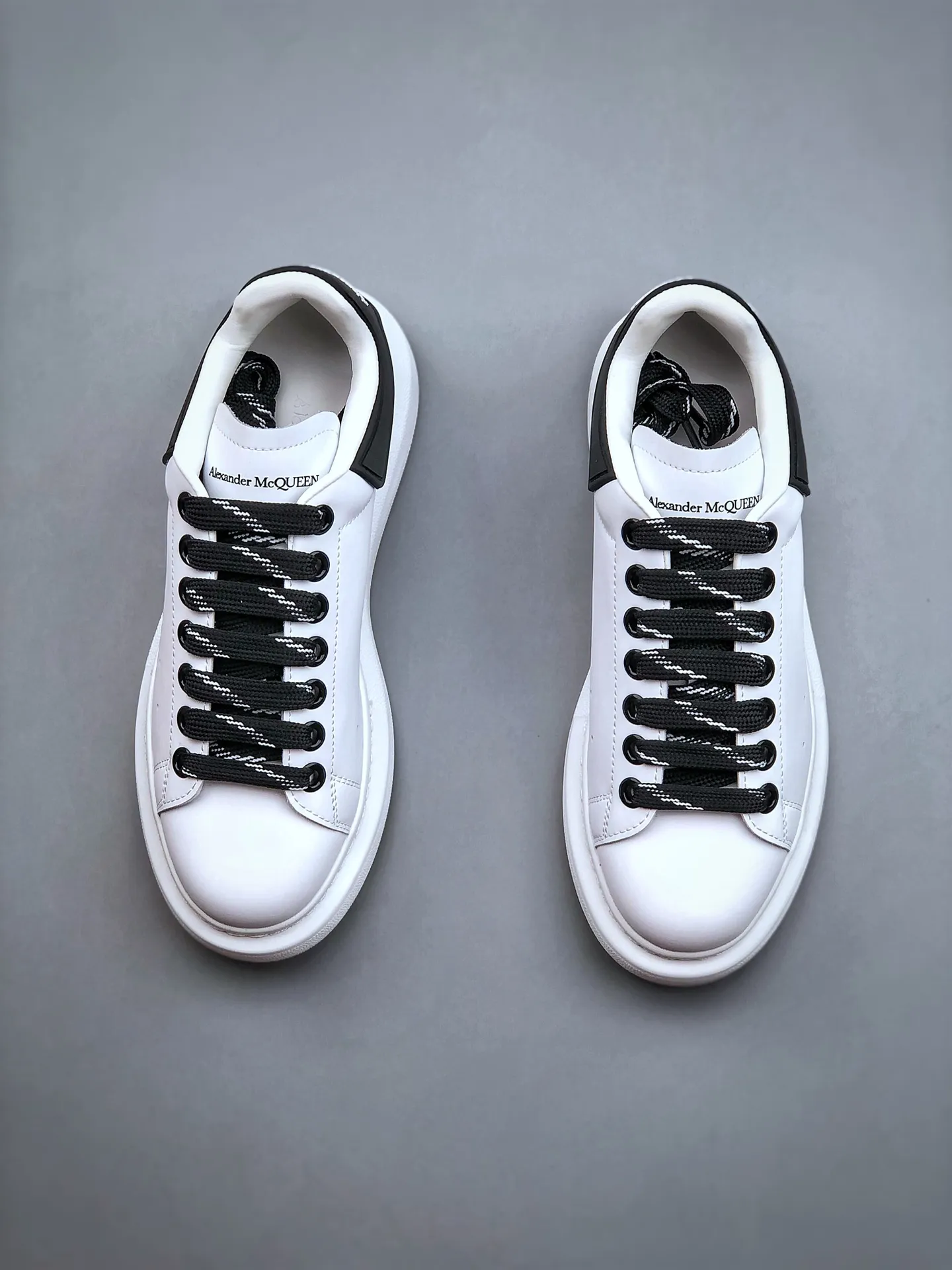 Alexander McQueen Oversized Sneakers: A Comprehensive Guide to Replicas and Originals | YtaYta